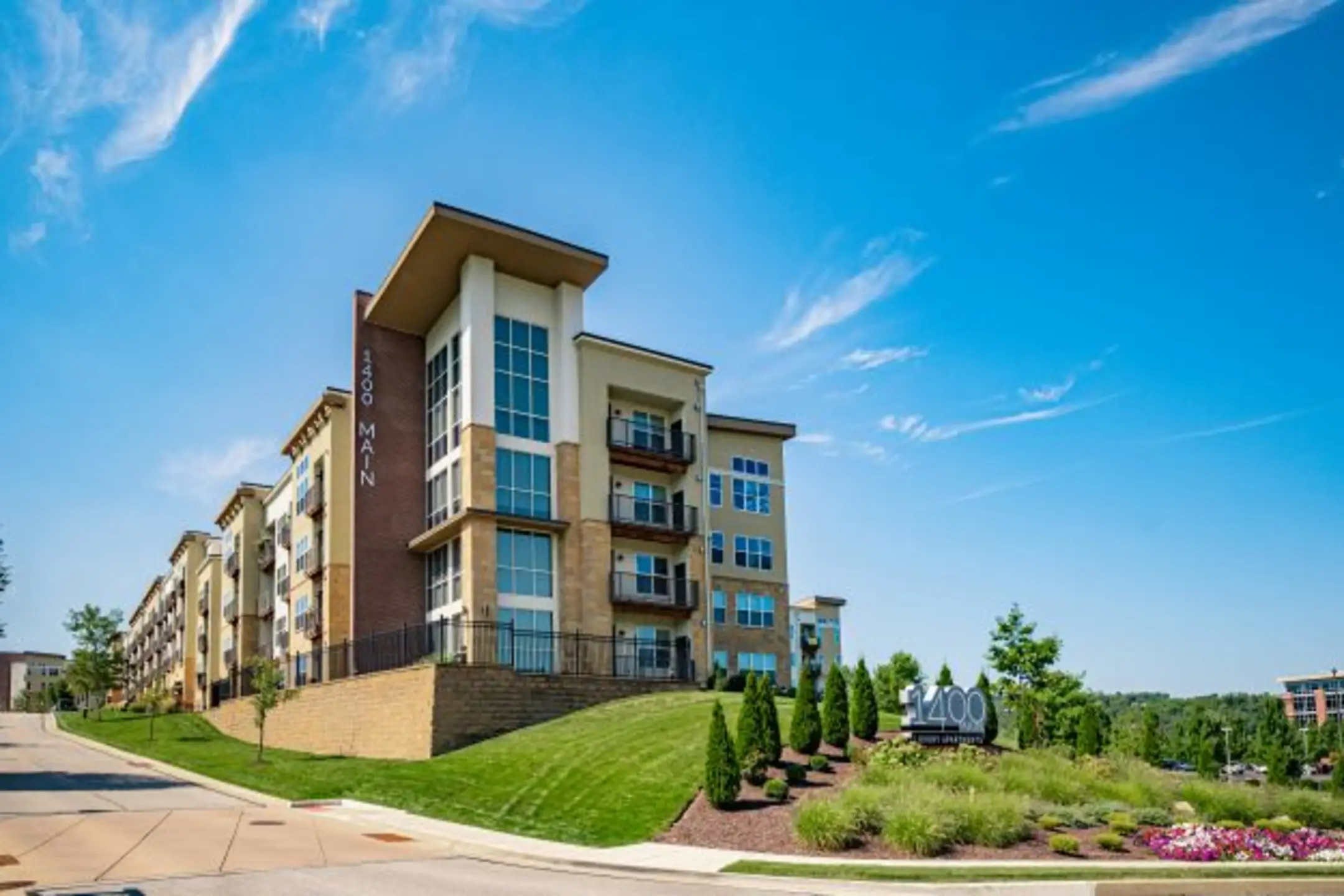 1400 Main Street Apartments Canonsburg, PA 15317