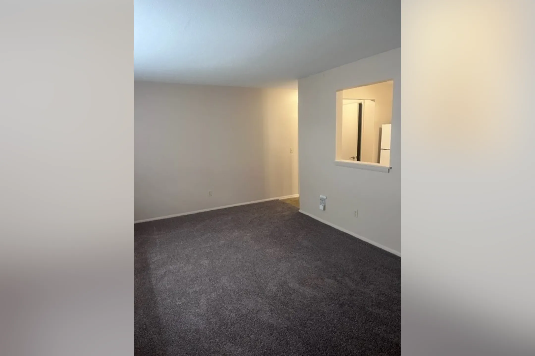 Bedroom - Andover Apartments - Toledo, OH