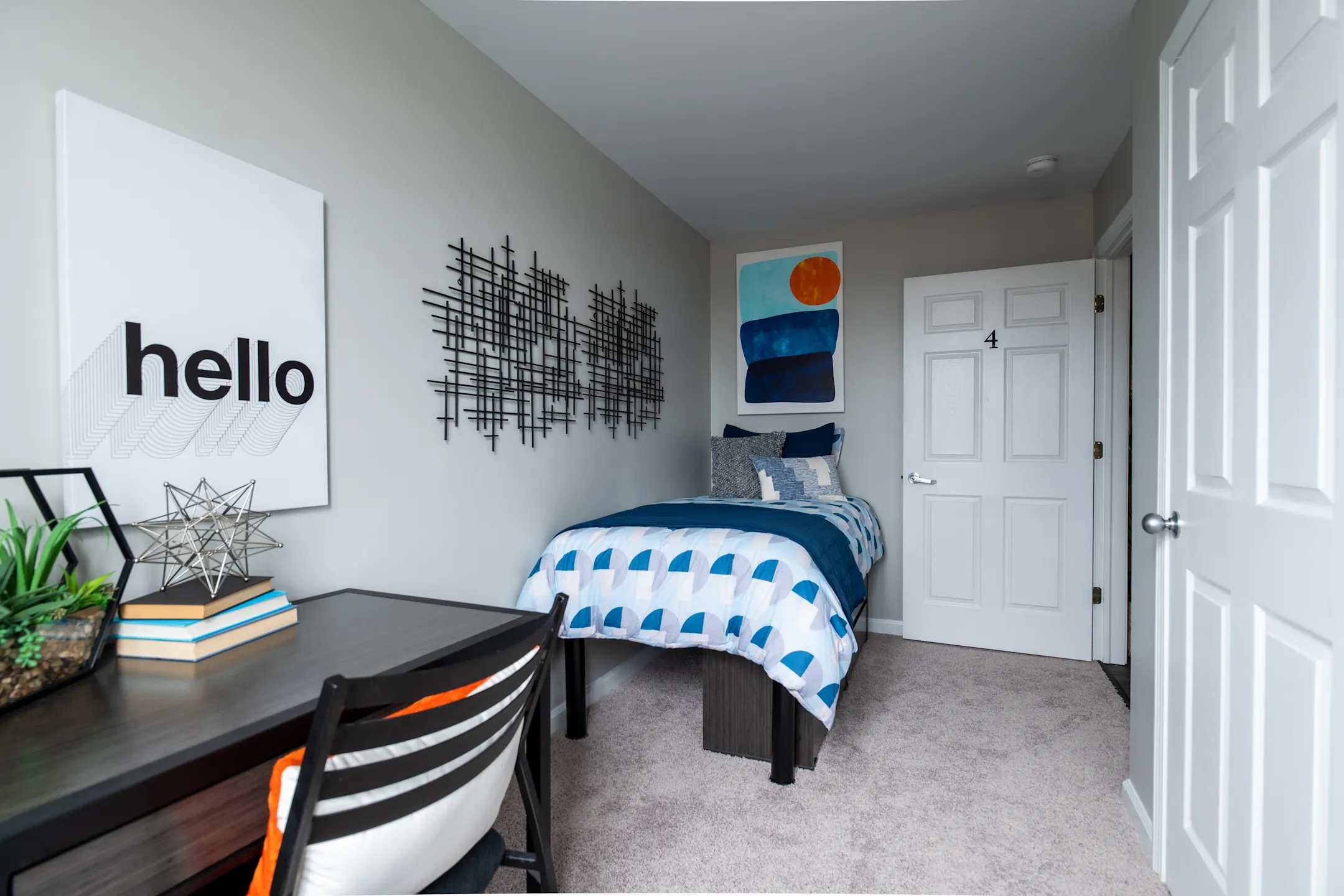 Bedroom - Spinner Place - Winooski, VT