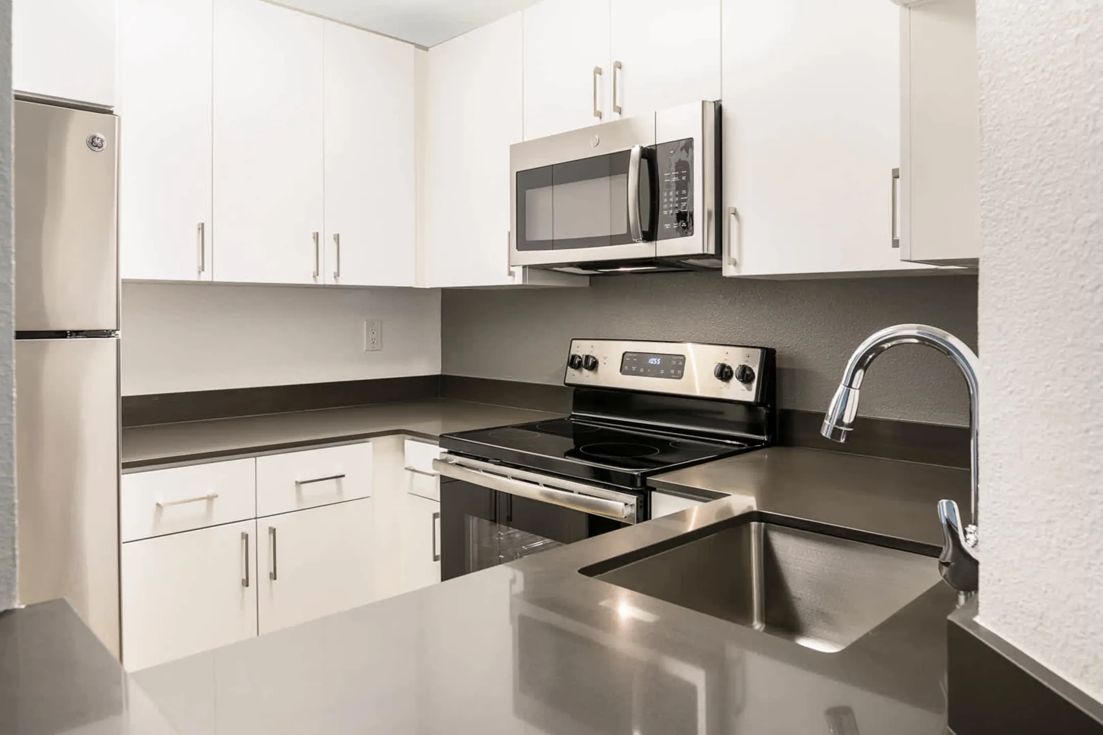 Kitchen - Prado - Glendale, CA