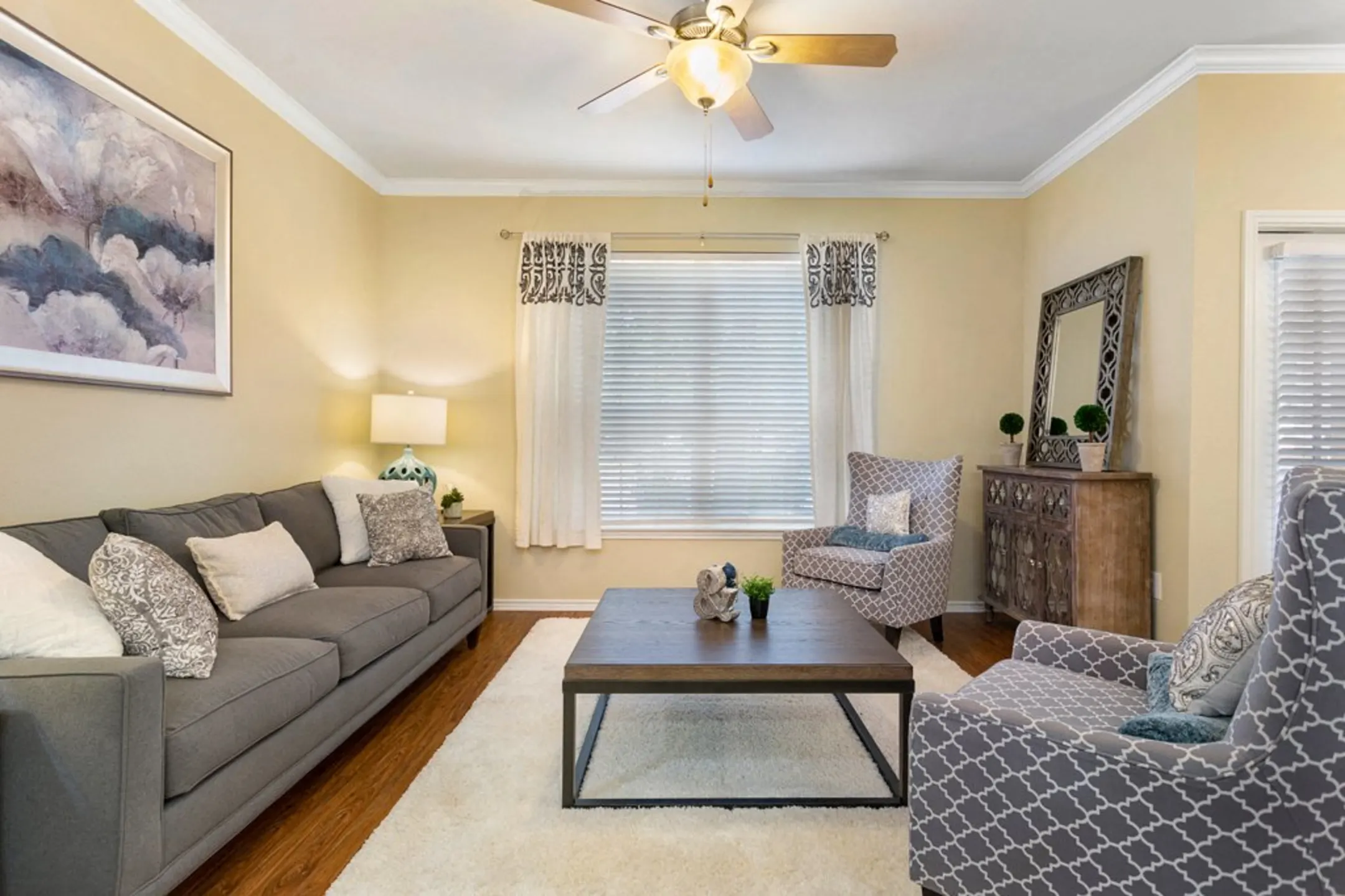 Living Room - Sonterra - Austin, TX