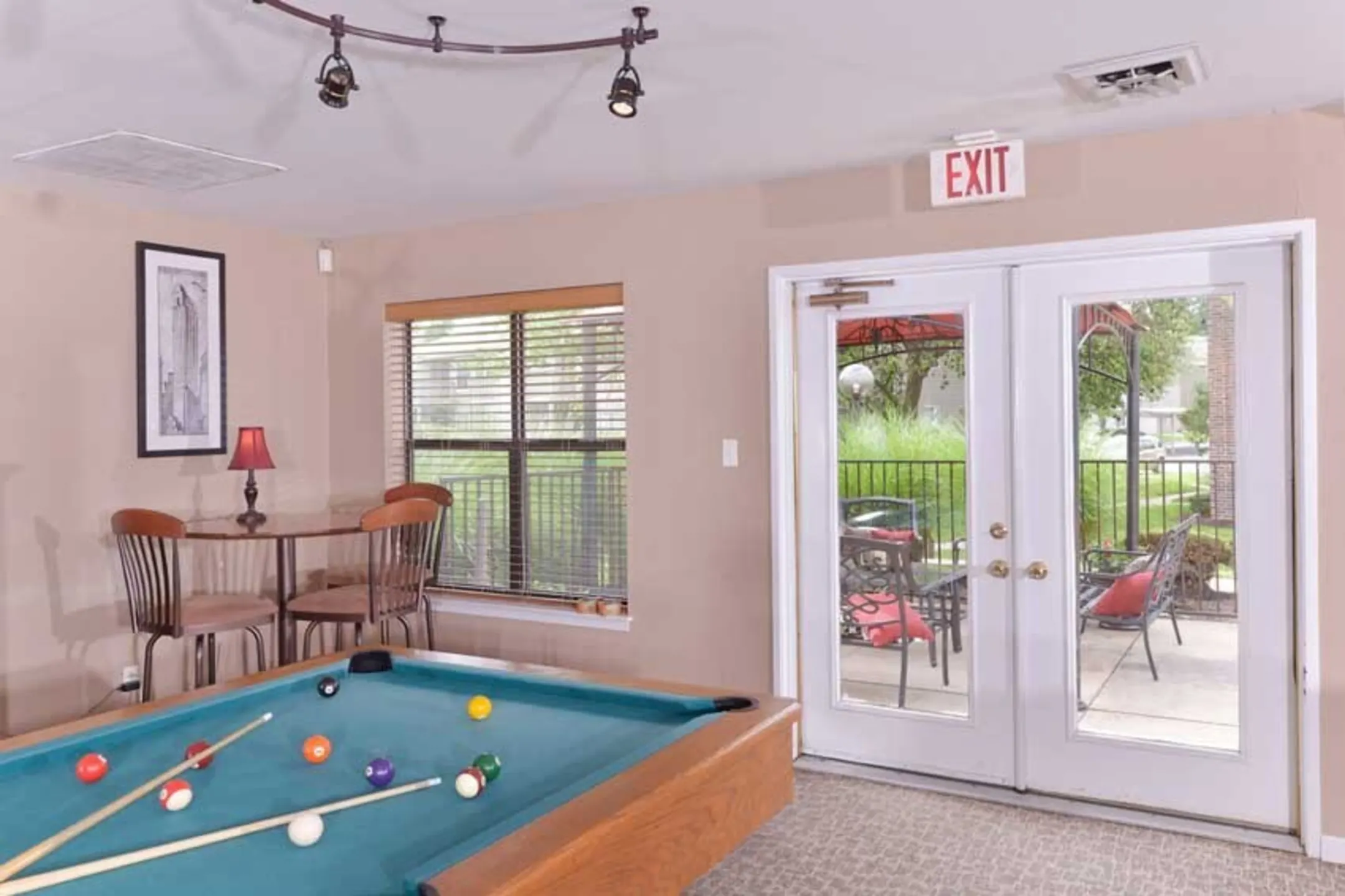 Recreation Area - Ridgewood Village - Saint Peters, MO