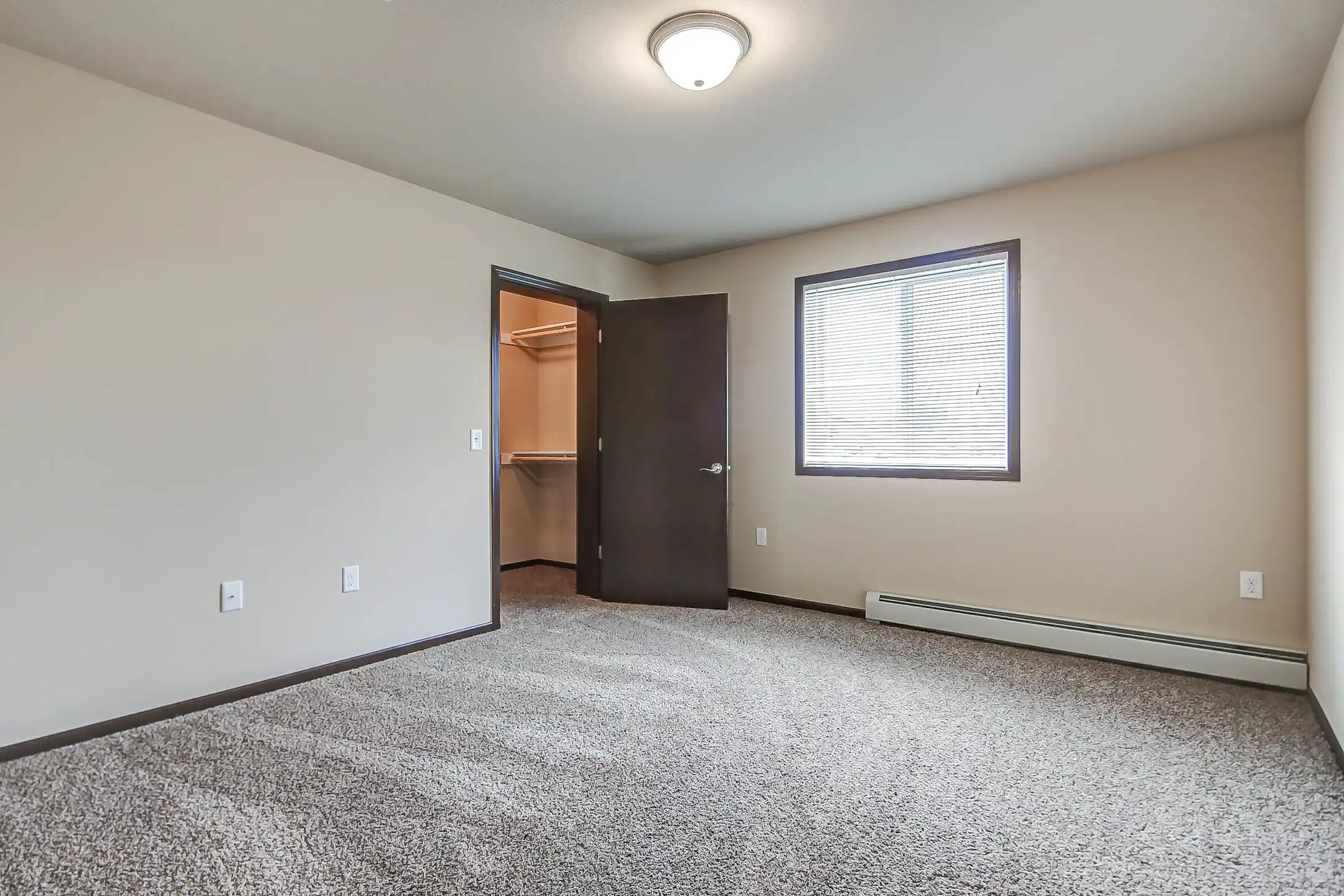 Meadow Springs Apartments 715 & 725 E. Reinel Street Jefferson, WI