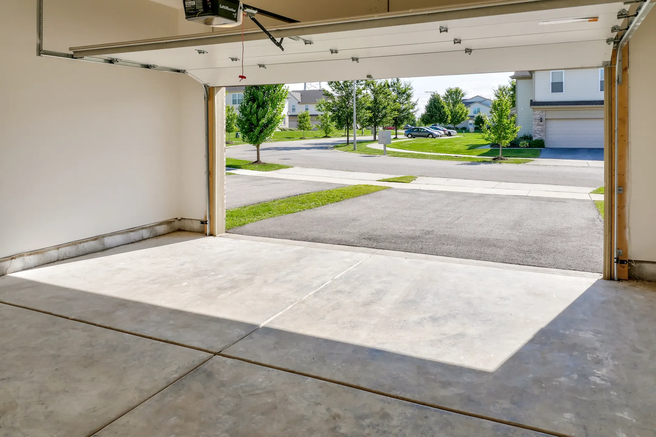 Princeton West Townhomes 1212 Bradley Circle Elgin, IL Townhomes