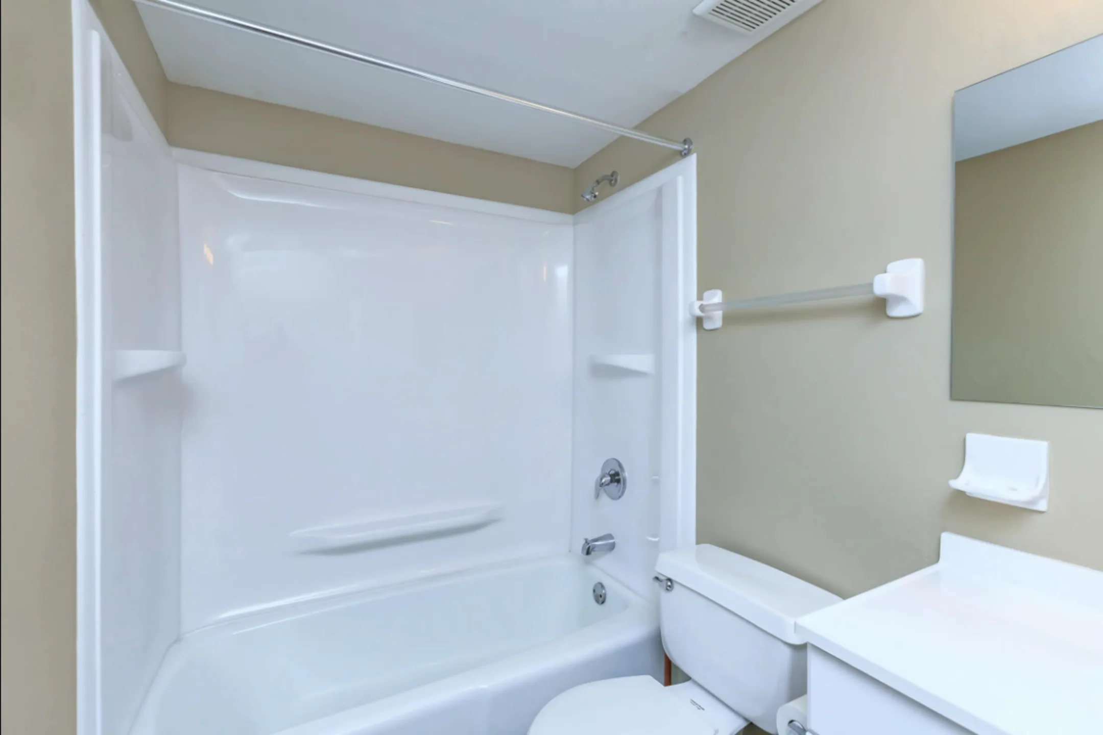 Bathroom - Whispering Oaks Apartments - Orange City, FL