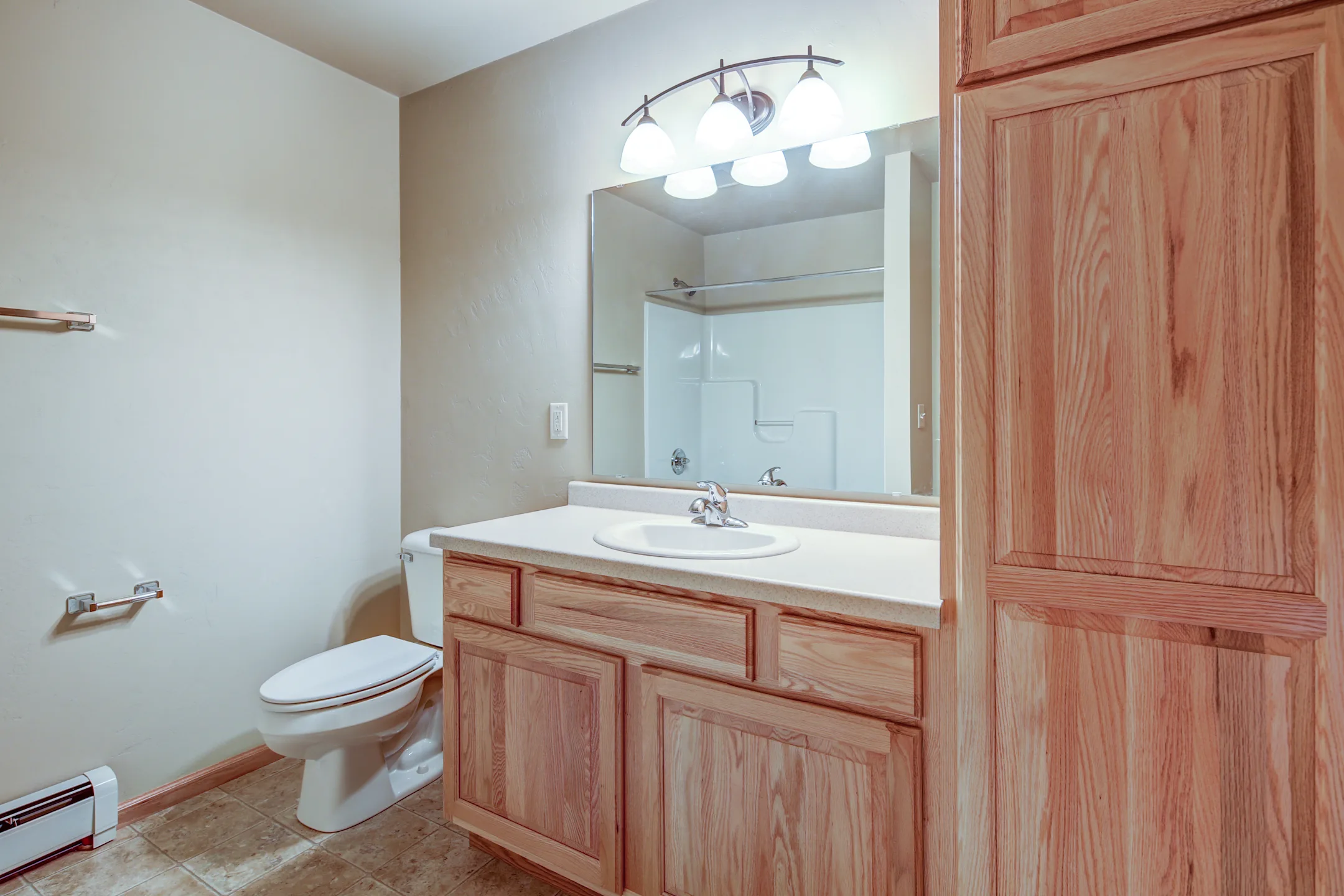 Ontario Road Apartments 1501 Ontario Rd Green Bay, WI Apartments