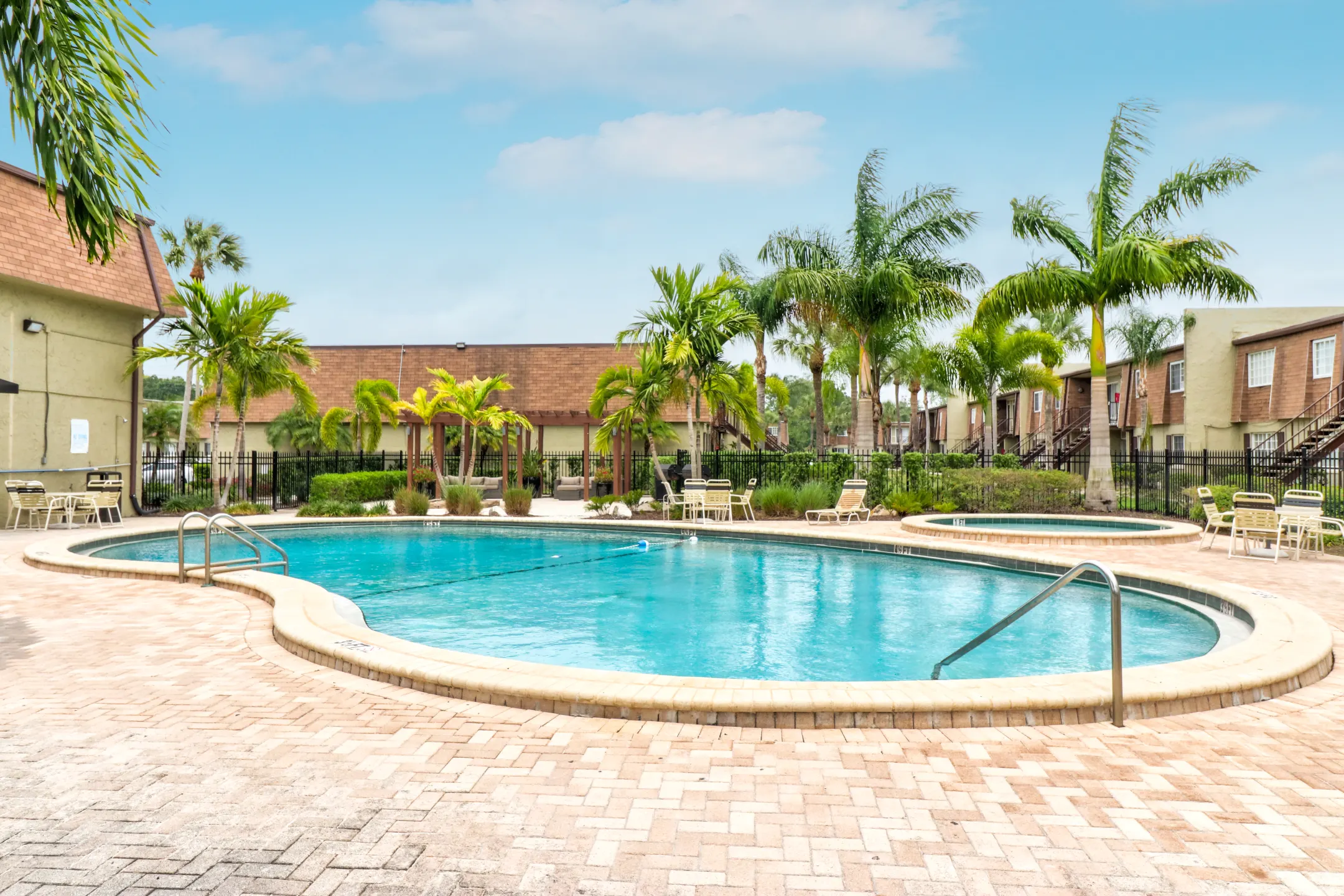 Park Pointe Apartments - Tampa, FL 33614