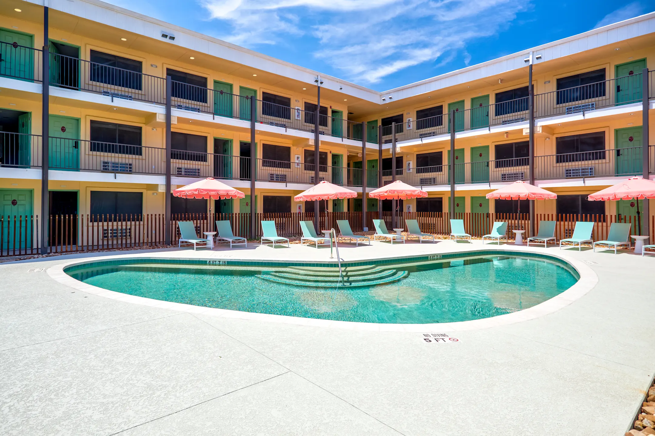 Alma Apartments 9220 North Interstate Highway 35 Austin, TX