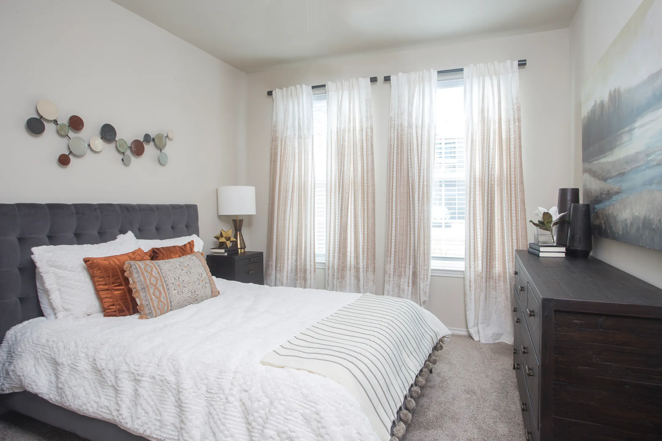 Lakeside Villas 2455 Weldwood Dr Baton Rouge, LA Apartments for