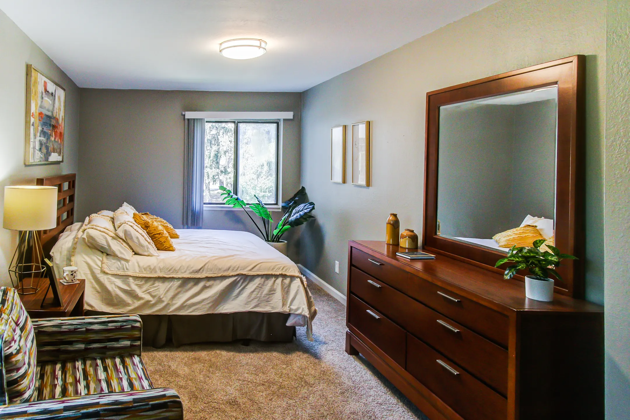 Bedroom - Nemoke Trails - Haslett, MI