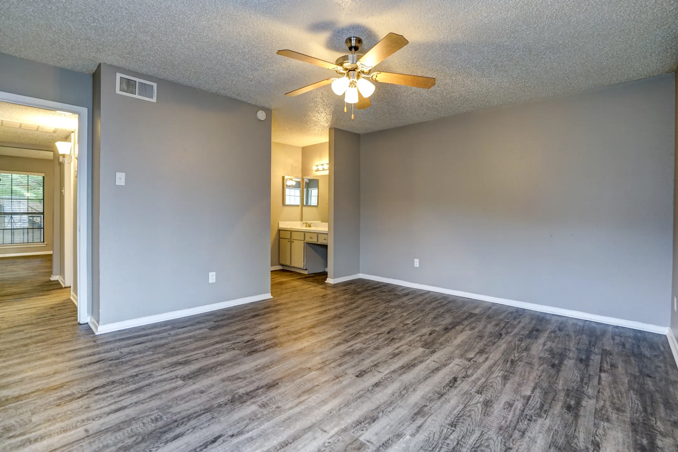 Whispering Oaks Apartments Apartments North Richland Hills, TX 76180