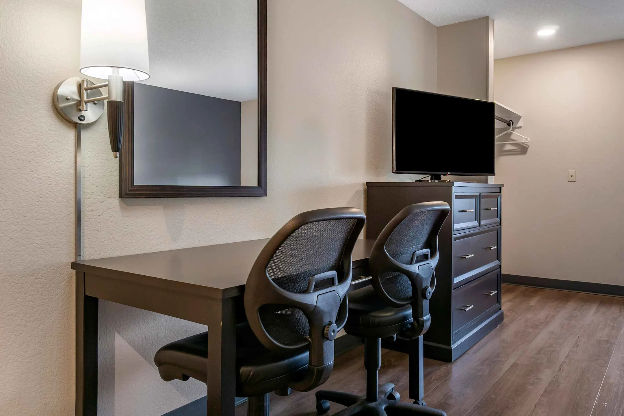 Dining Room - Furnished Studio - Seattle - Bellevue - Downtown - Bellevue, WA