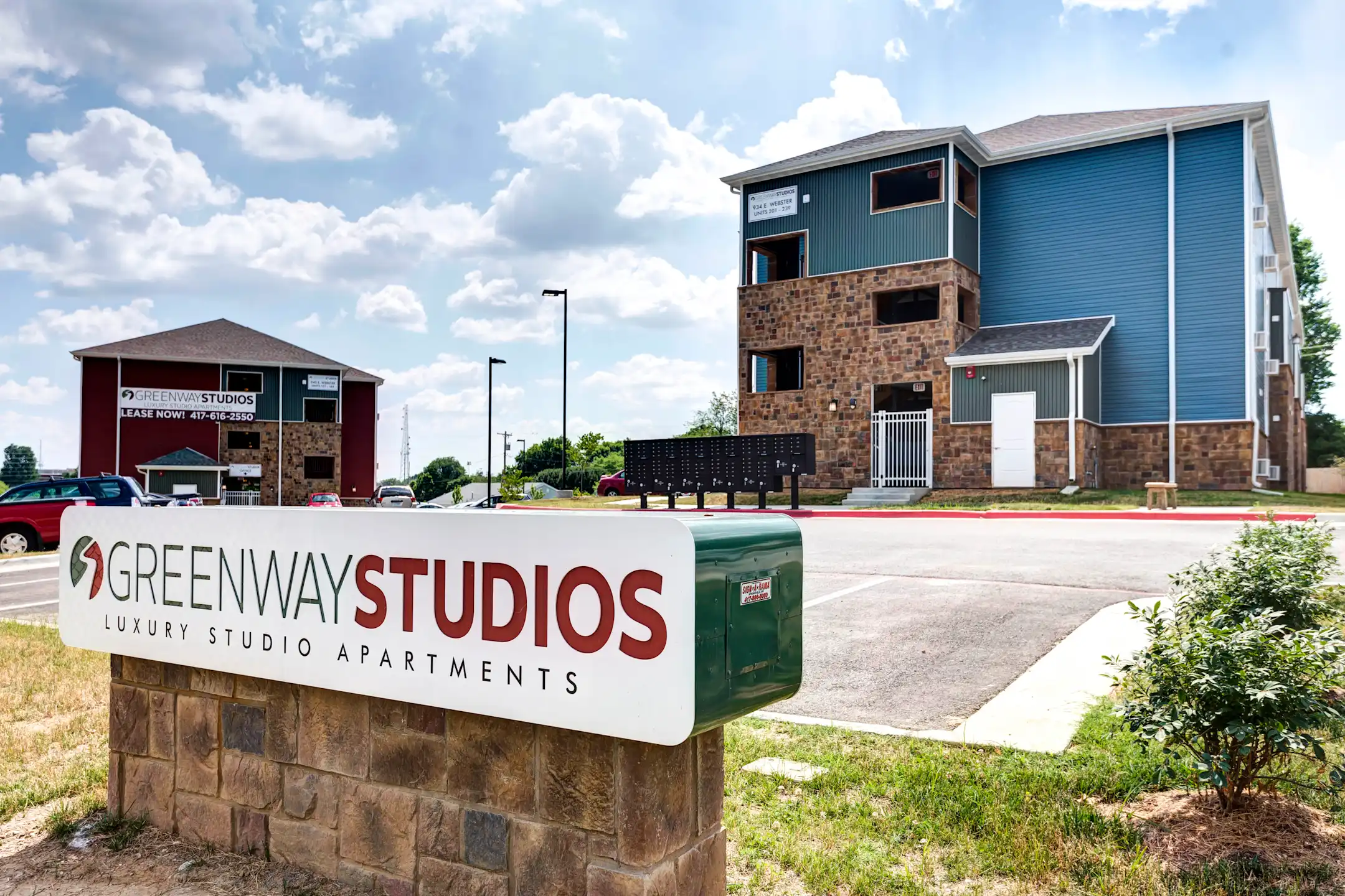 Greenway Studio Apartments 934 E Webster St Springfield, MO