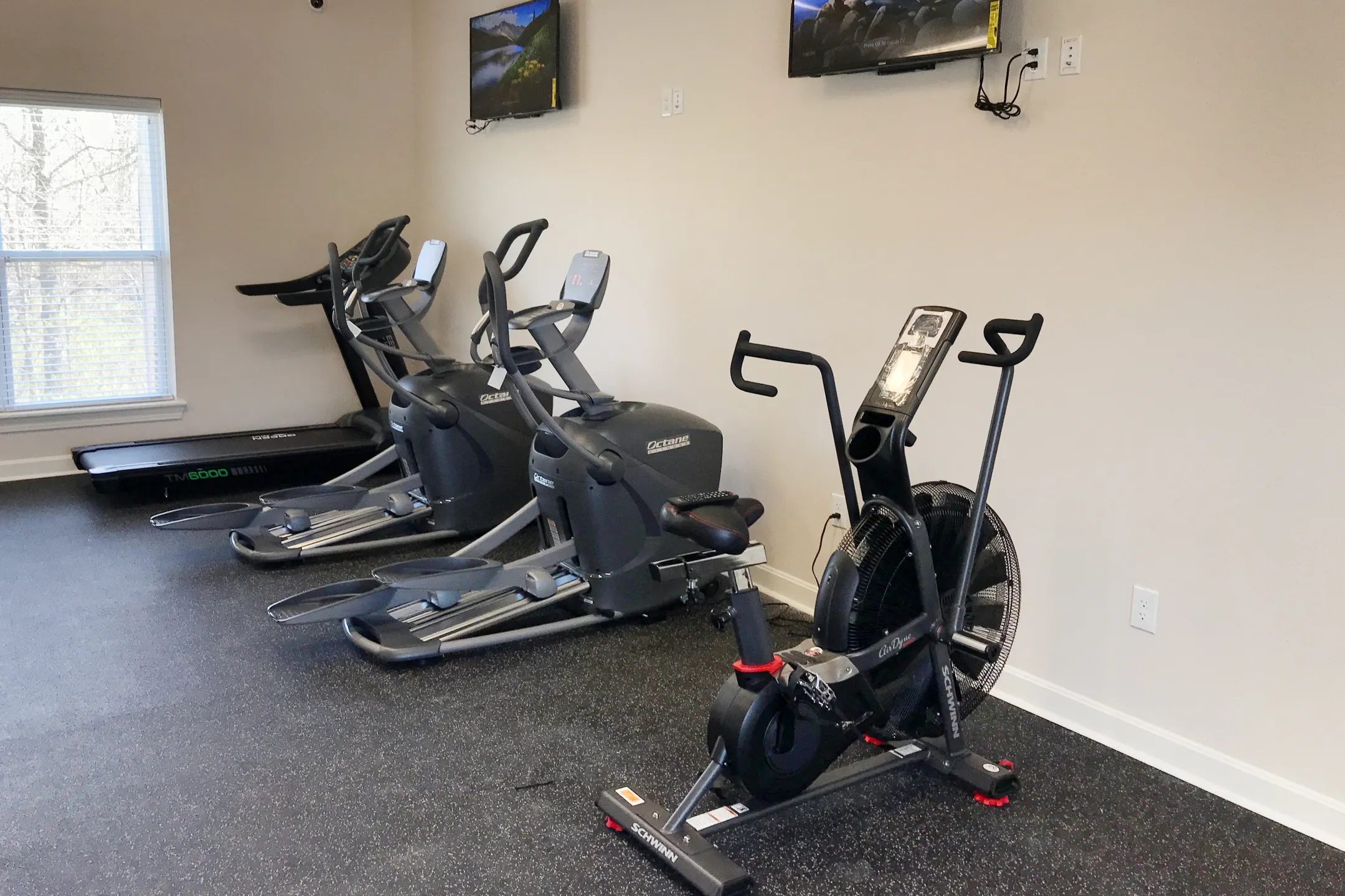 Fitness Weight Room - Windhurst Park - Shelbyville, KY