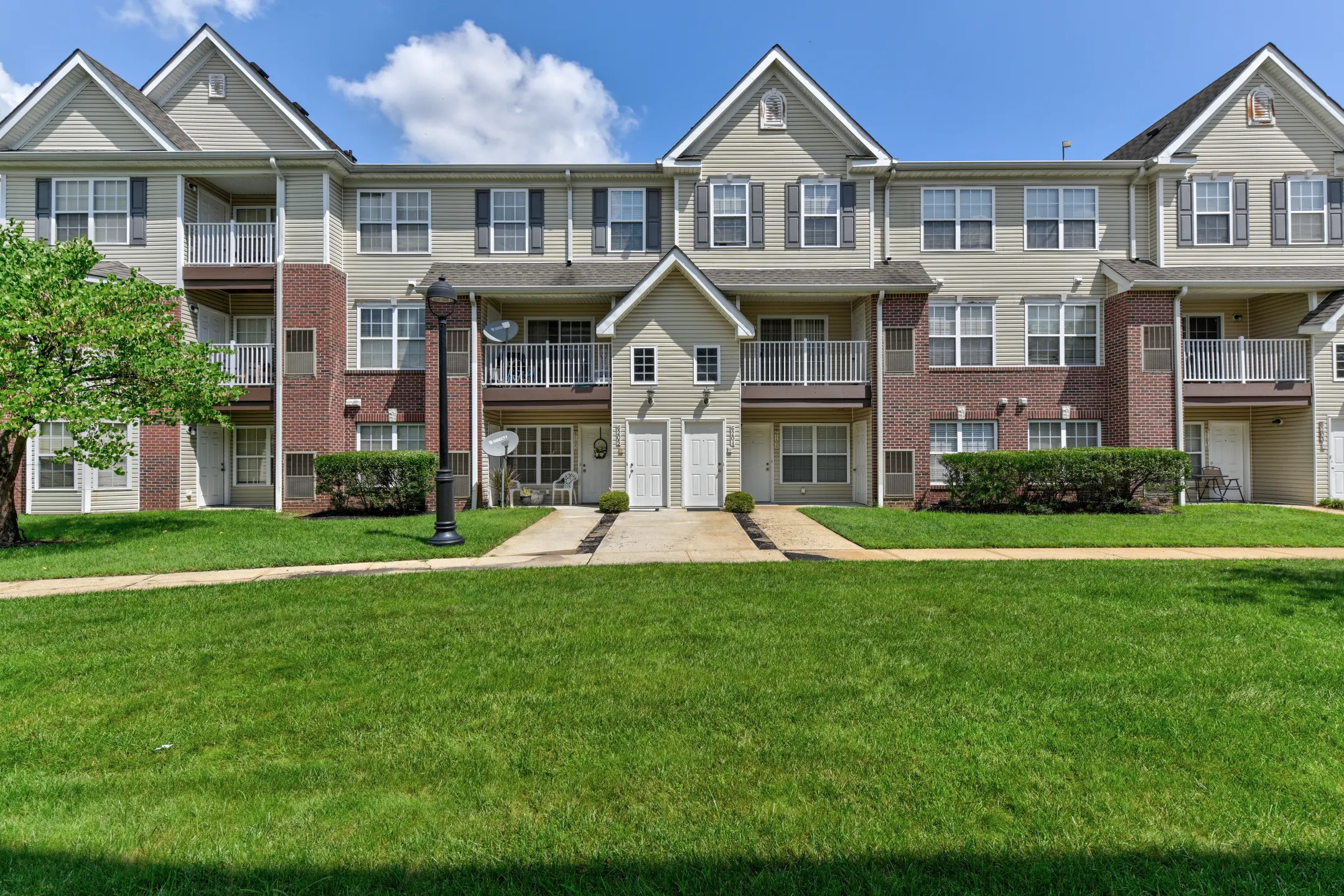 Willingboro Square 1200 Millenium Dr Willingboro, NJ Apartments for