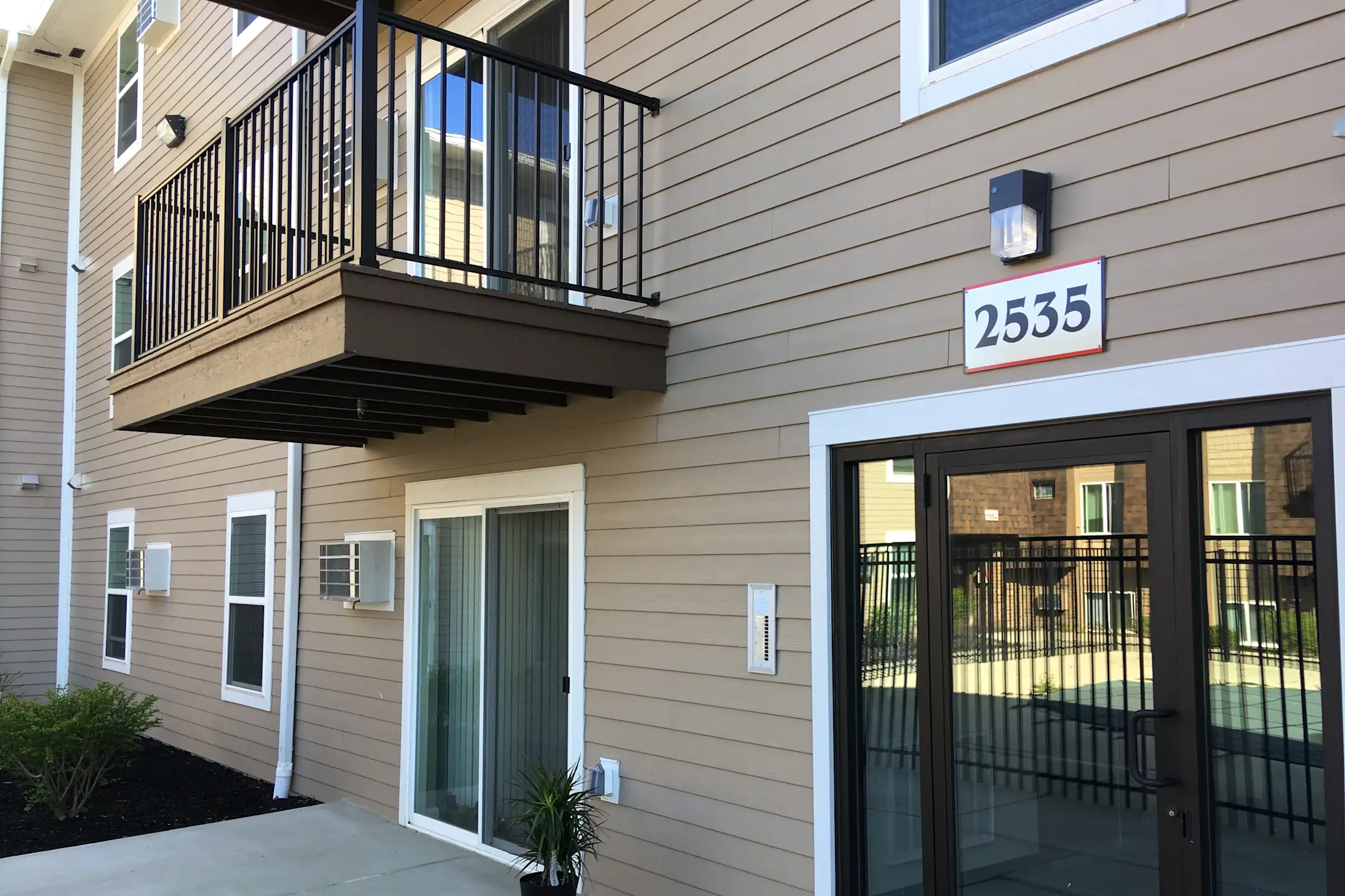 Andover Apartments 2647 Eastgate Rd Toledo, OH Apartments for Rent