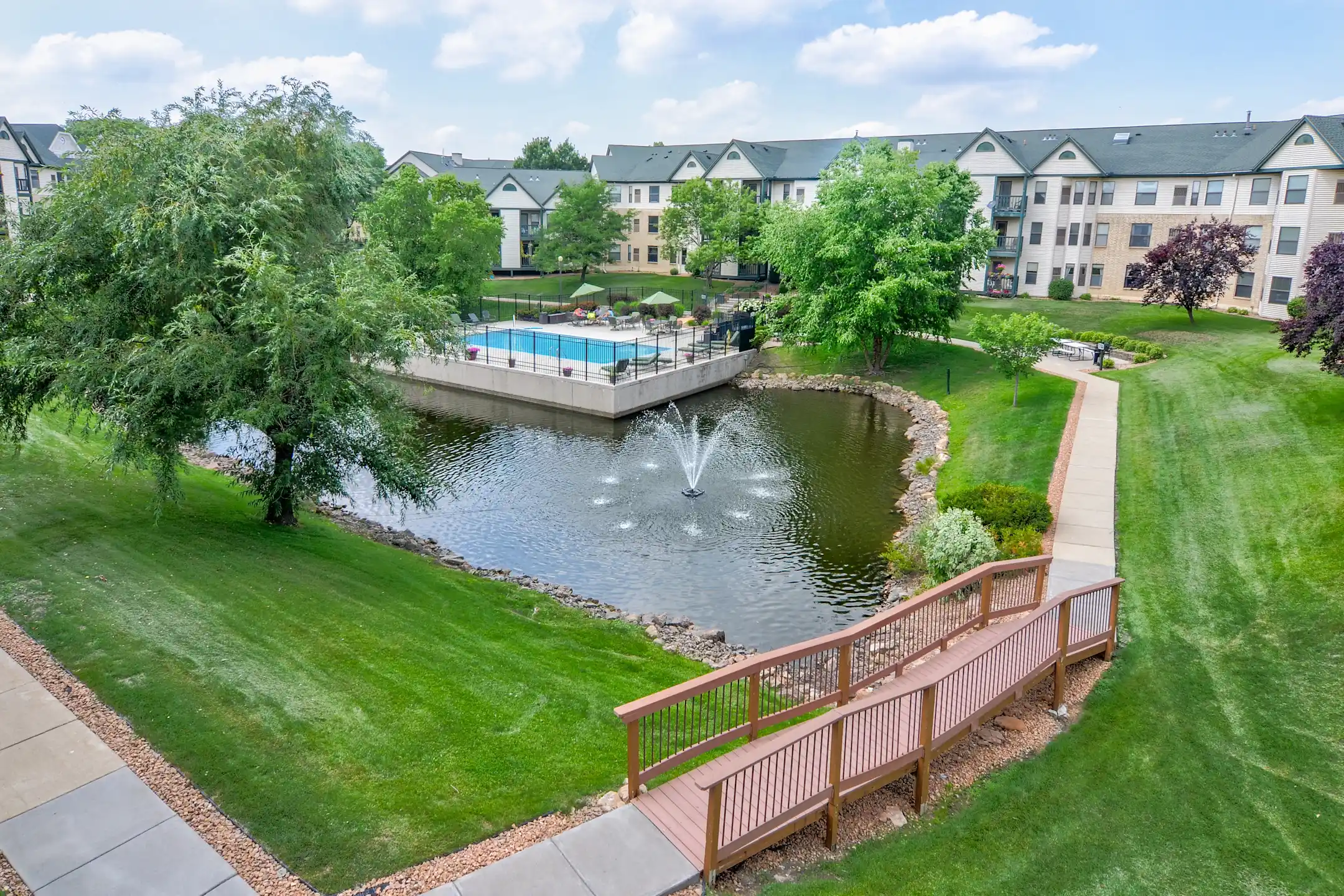 Autumn Woods Apartments Saint Anthony, MN 55418