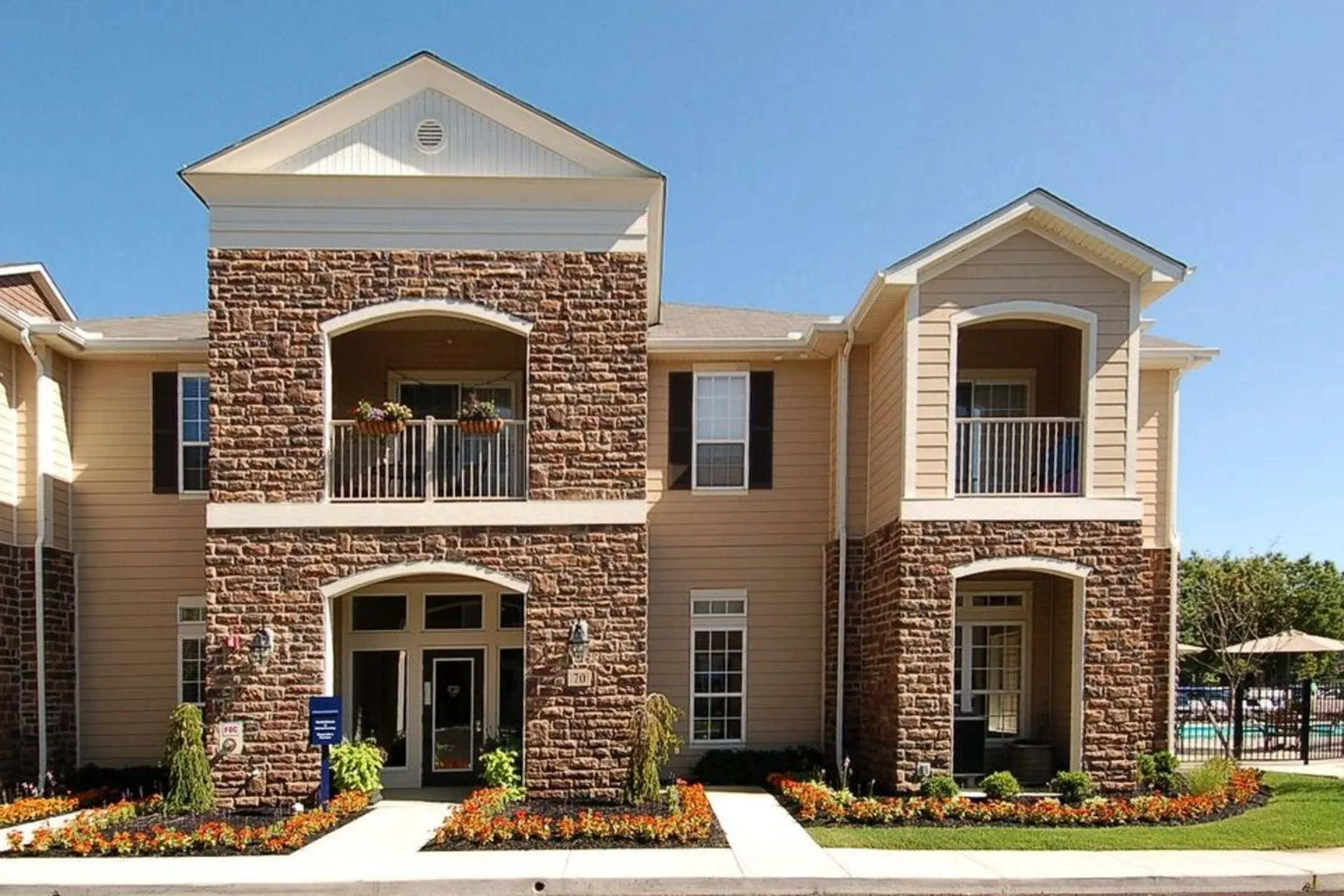 Building - The Residences At Liberty Crossing - Columbus, OH