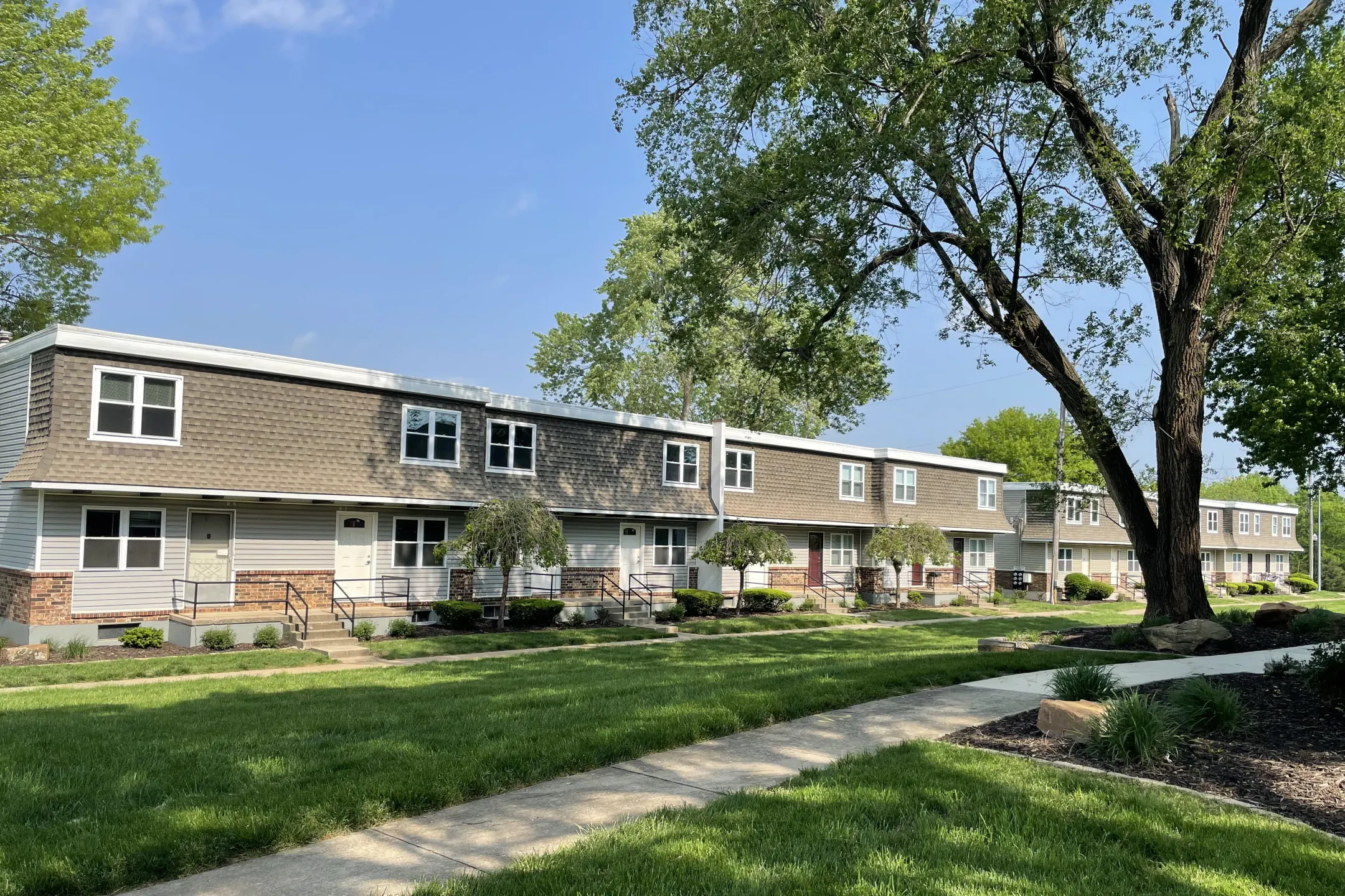 Forest Park Apartments Springfield Missouri