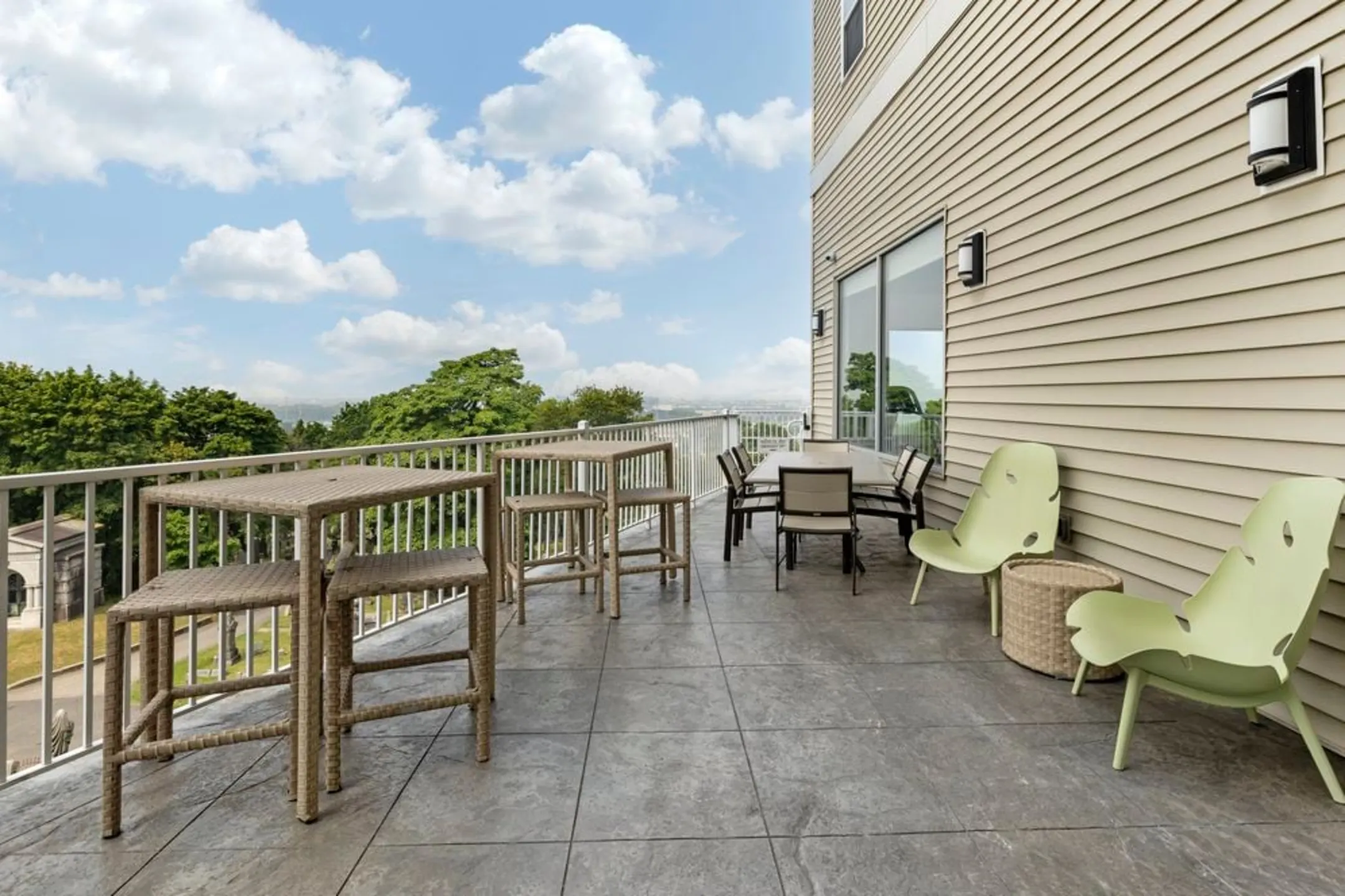 Patio / Deck - Avalon North Bergen - North Bergen, NJ
