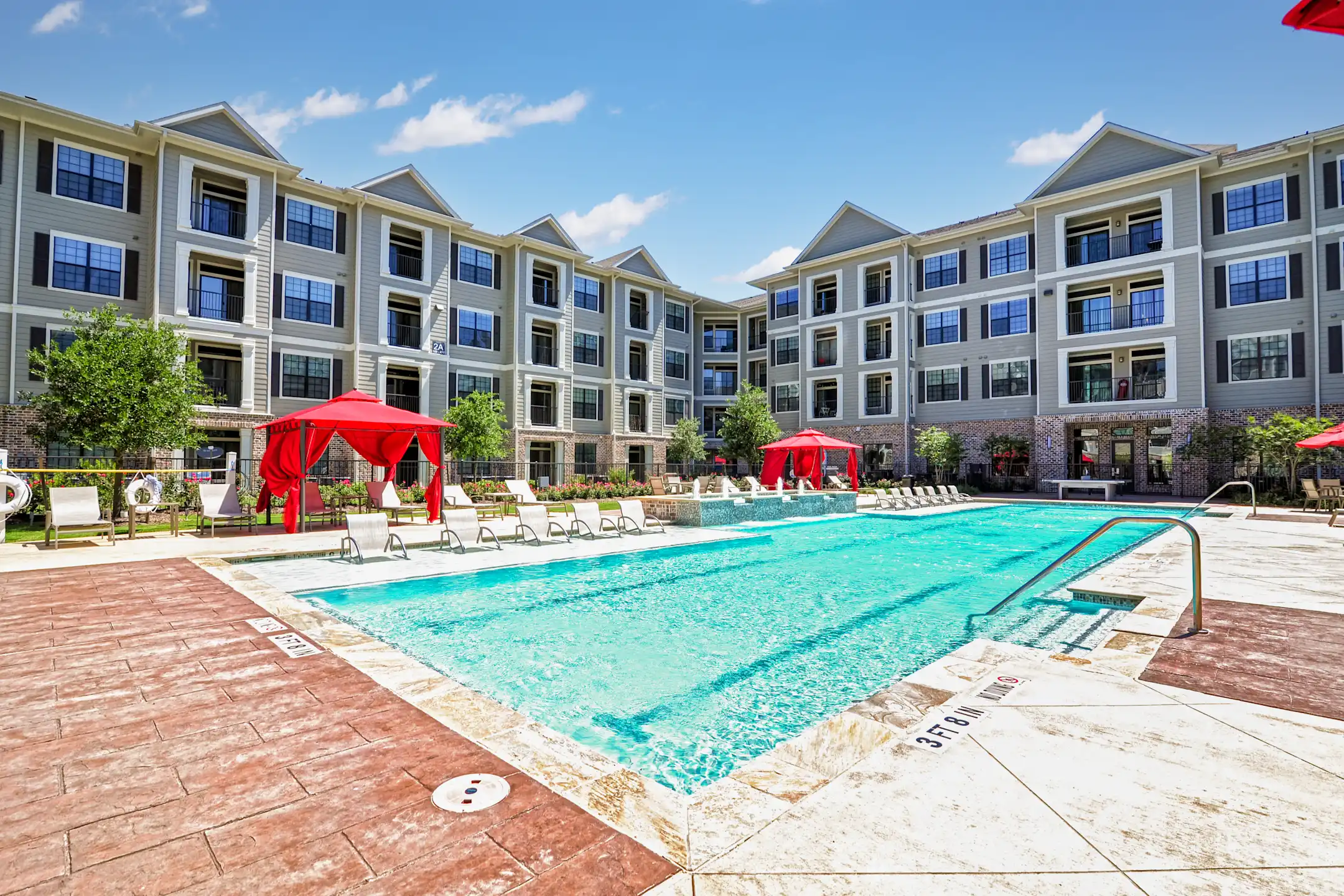 Pool - Nantucket at Fannin Station - Houston, TX
