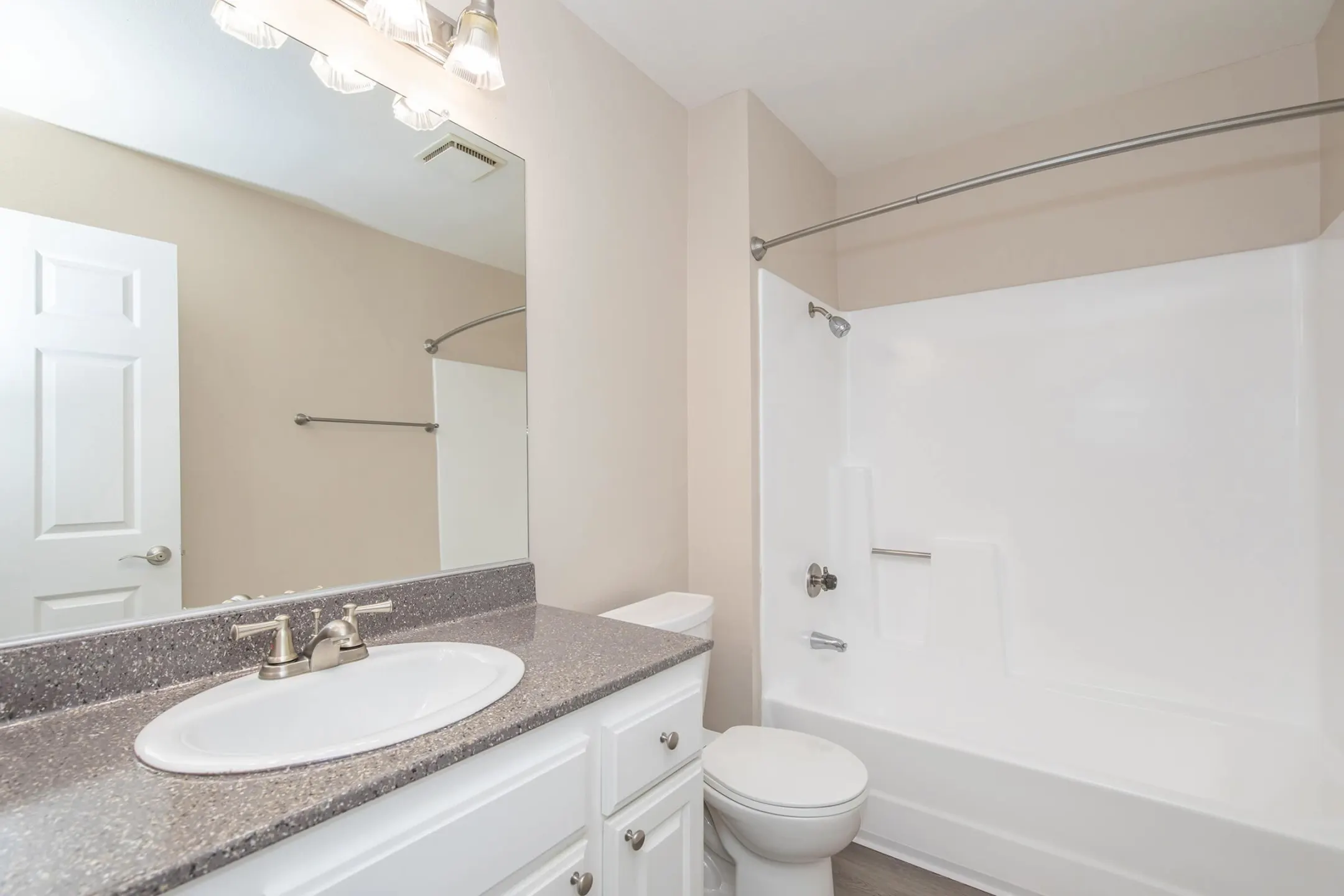 Raintree Apartment Homes 650 Tamarack Ave Brea, CA Apartments for