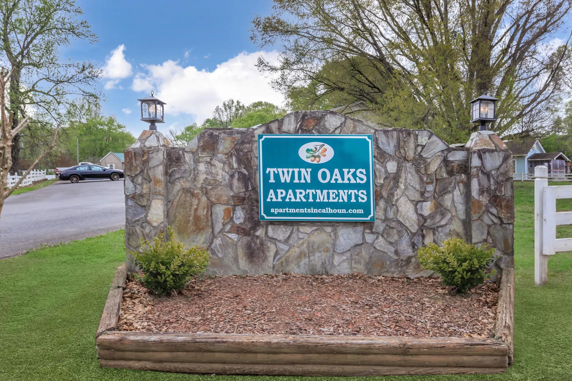 Community Signage - Twin Oaks Apartments - Calhoun, GA