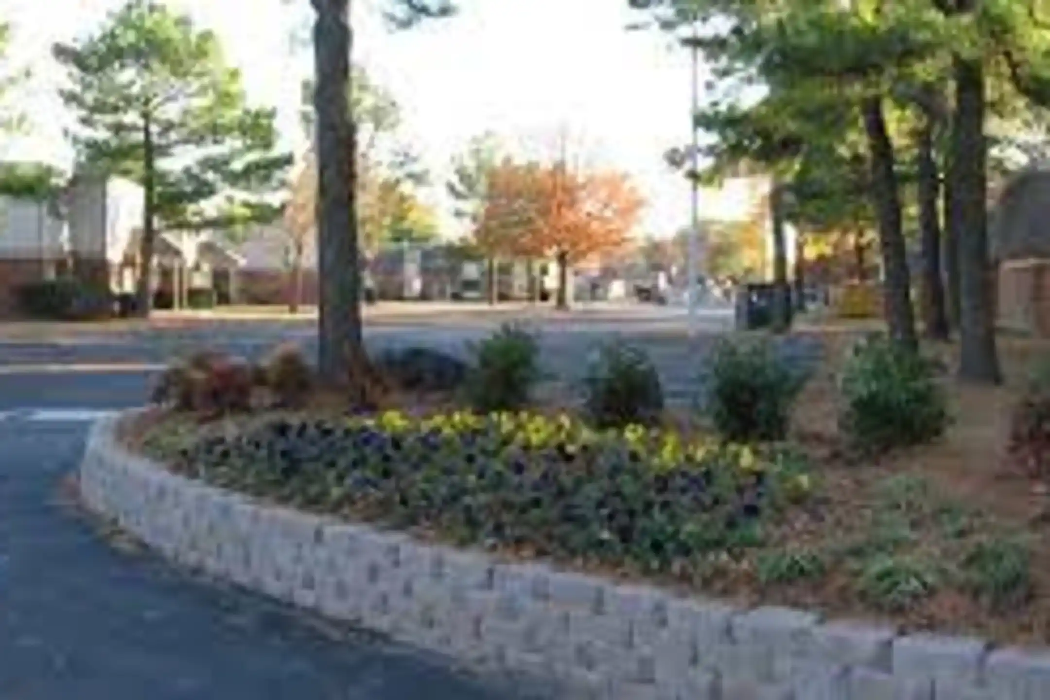 Community Signage - The Vue at Claudette - Memphis, TN