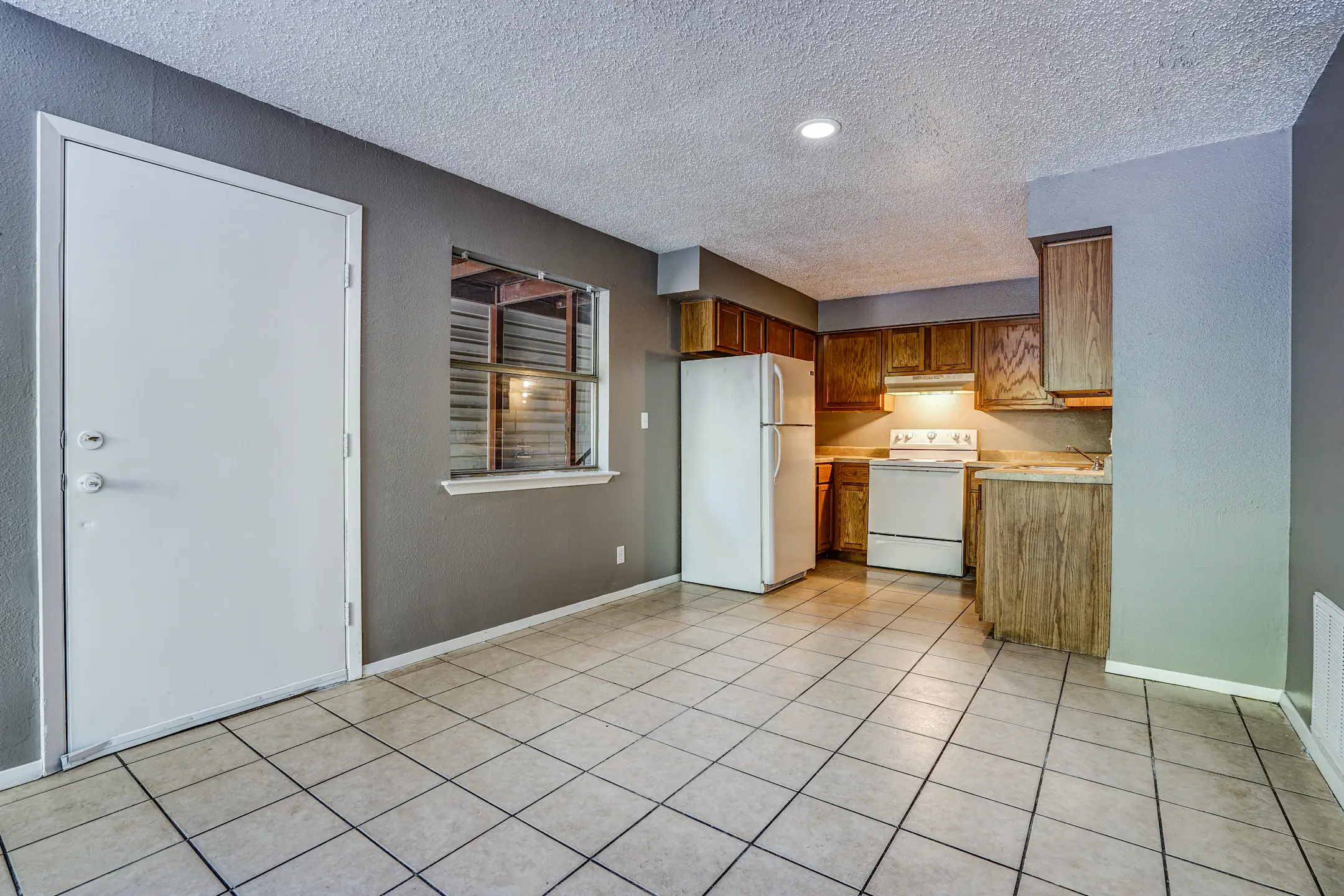 Avalon Apartments 1901 W Miss Durant, OK Apartments for Rent Rent.