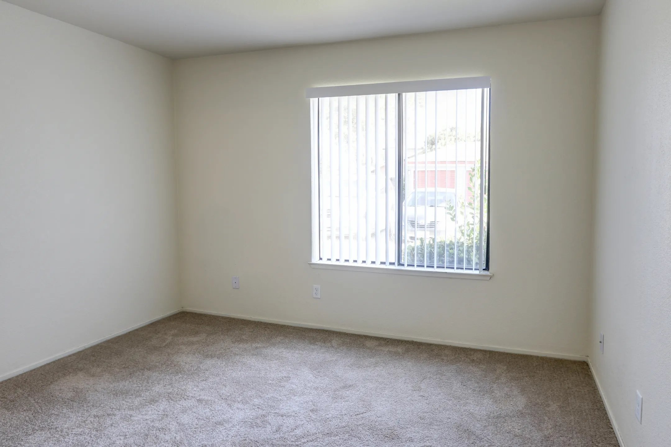 Lakeshore Meadows Apartments Lodi, CA 95242