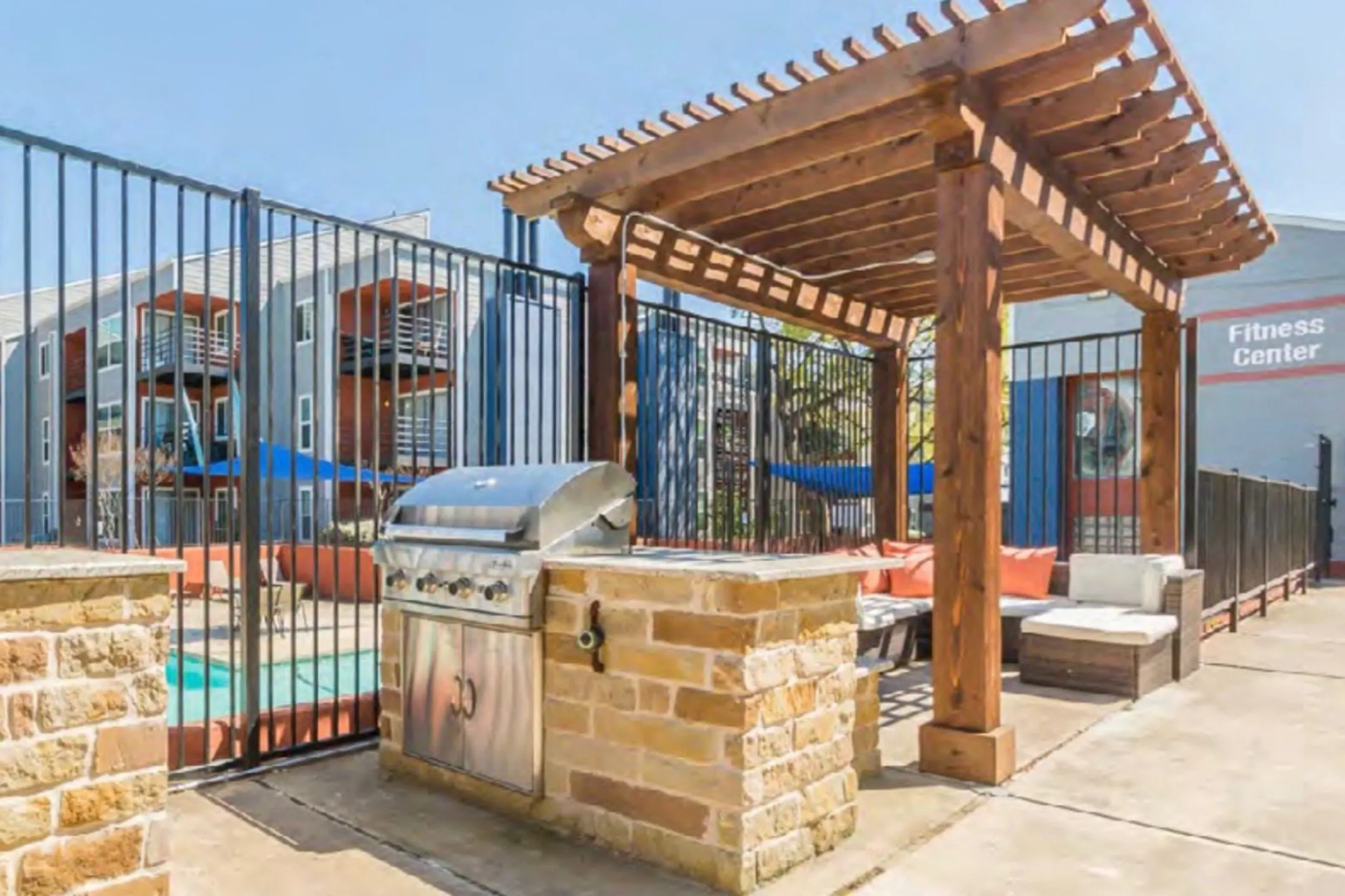 Patio / Deck - Infinity on the Landing - Euless, TX