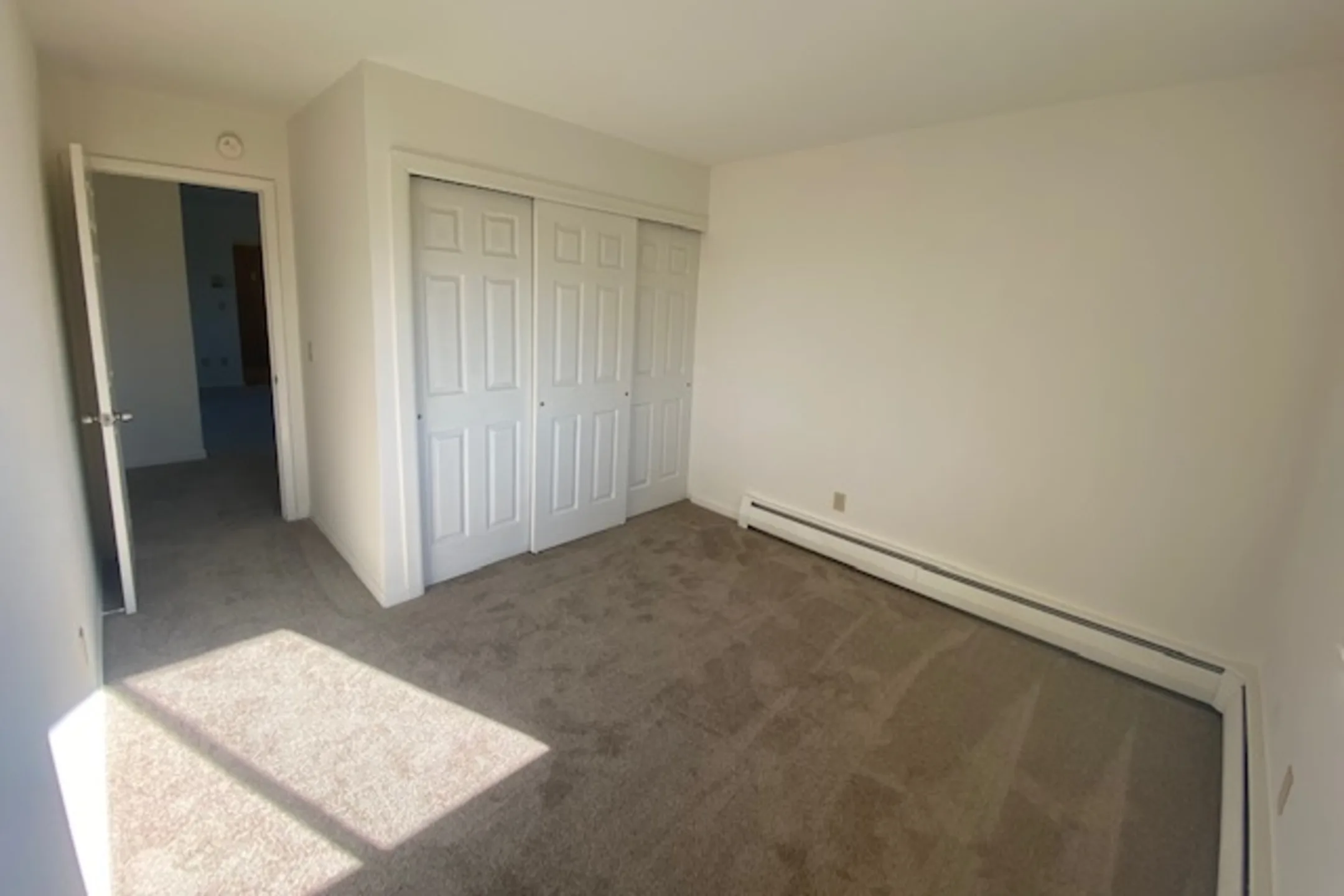 Clintwood Apartments 56 Clintwood Ct Rochester, NY Apartments for