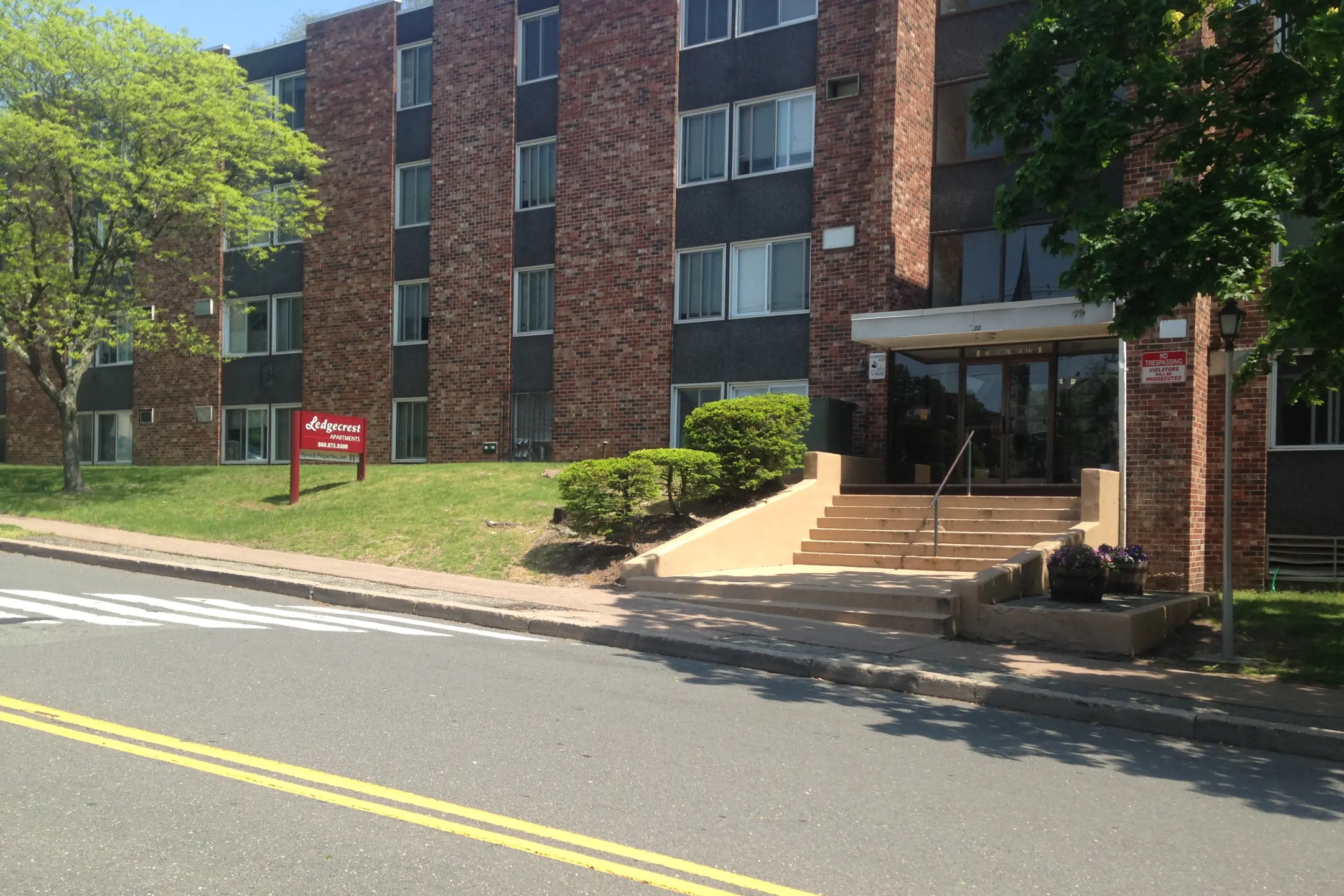 Ledgecrest Apartments 79 Brooklyn St Vernon Rockville, CT