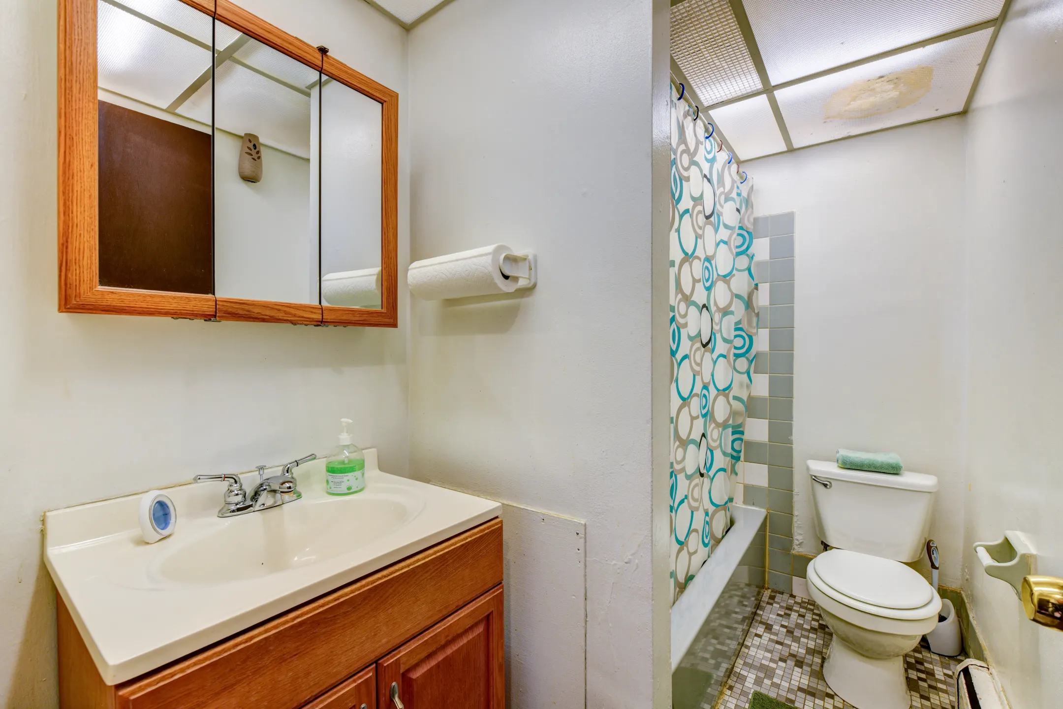 Willow Glen Apartments 279 S. Black Horse Pike A313 Mount Ephraim