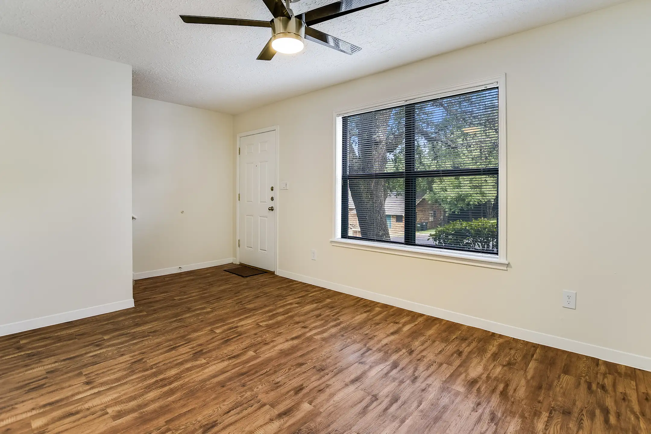 Duplexes In San Marcos