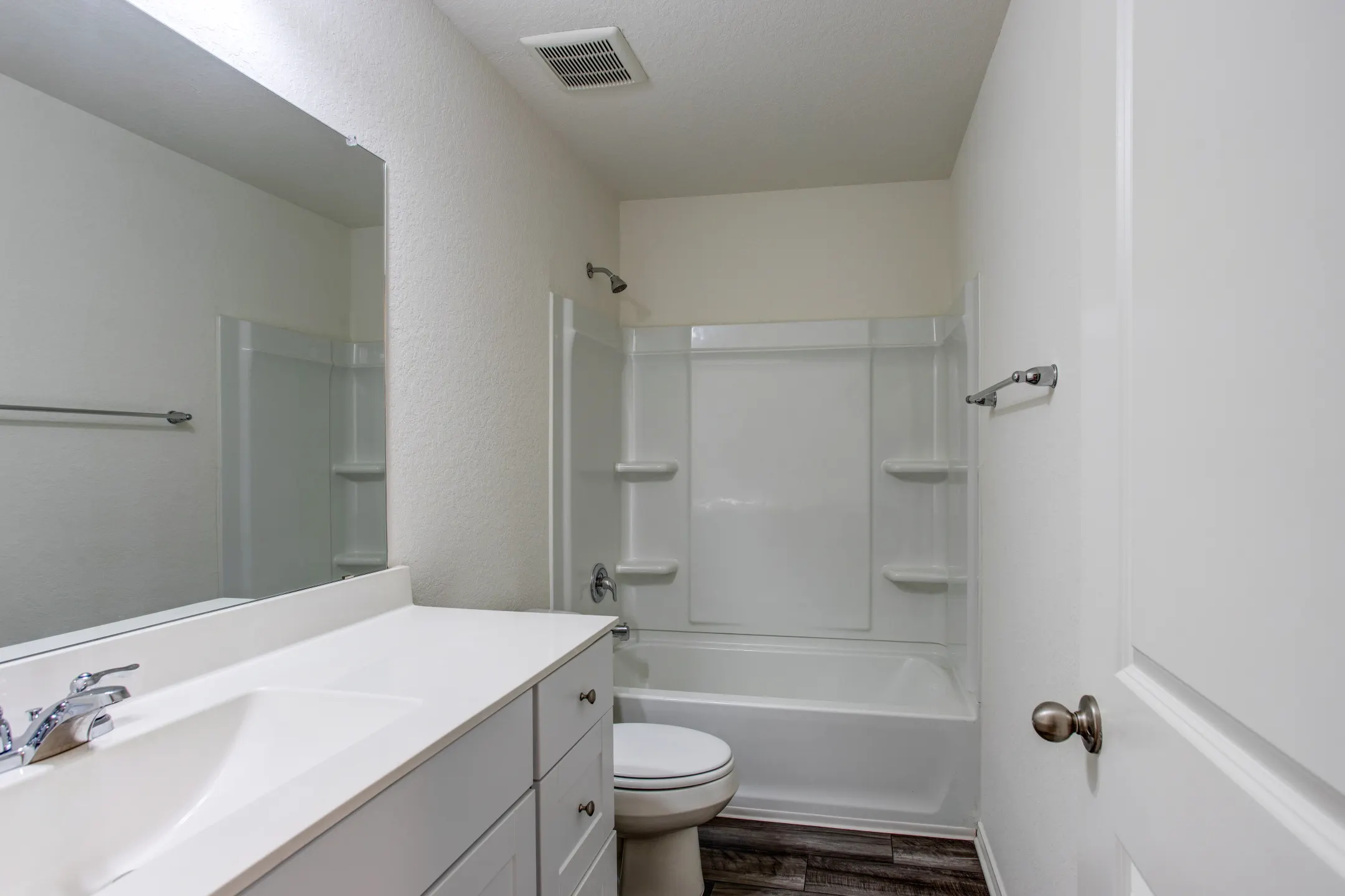 Bathroom - Beacon at Meridian I & II - San Antonio, TX