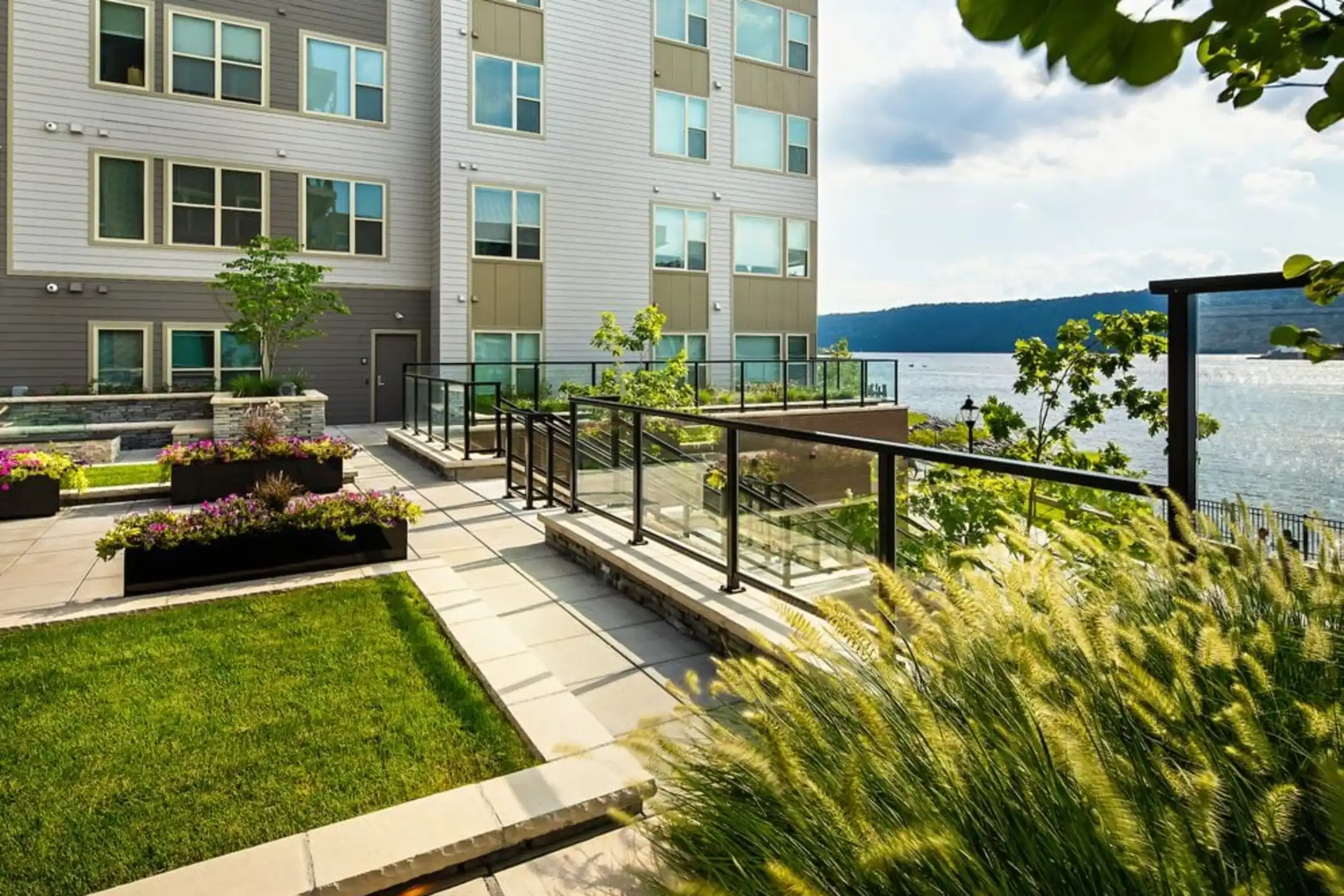 Avalon Yonkers 79 ALEXANDER STREET Yonkers, NY Apartments for Rent