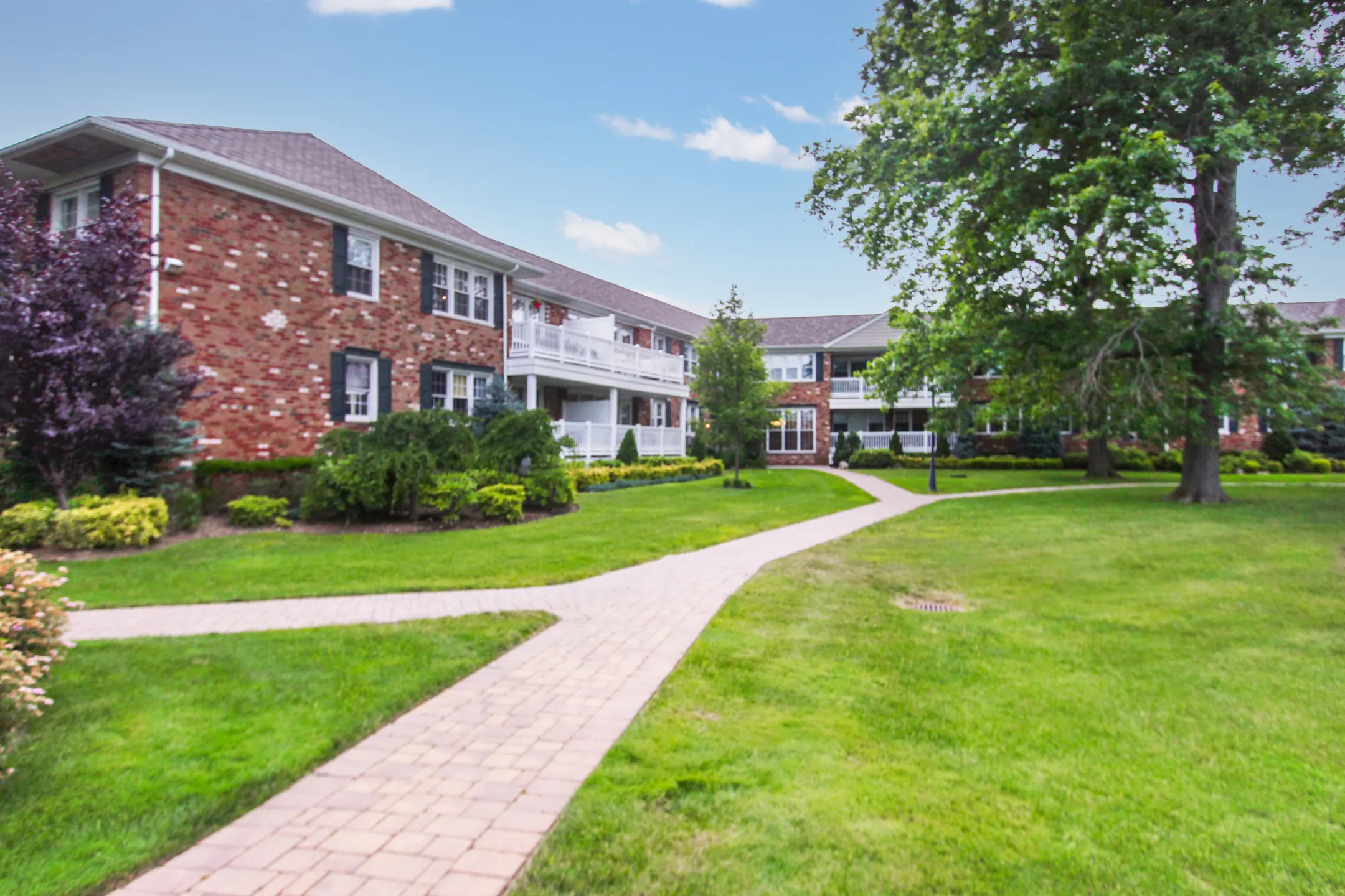 Fairfield Courtyard at Hewlett 65 PROSPECT AVENUE Hewlett, NY