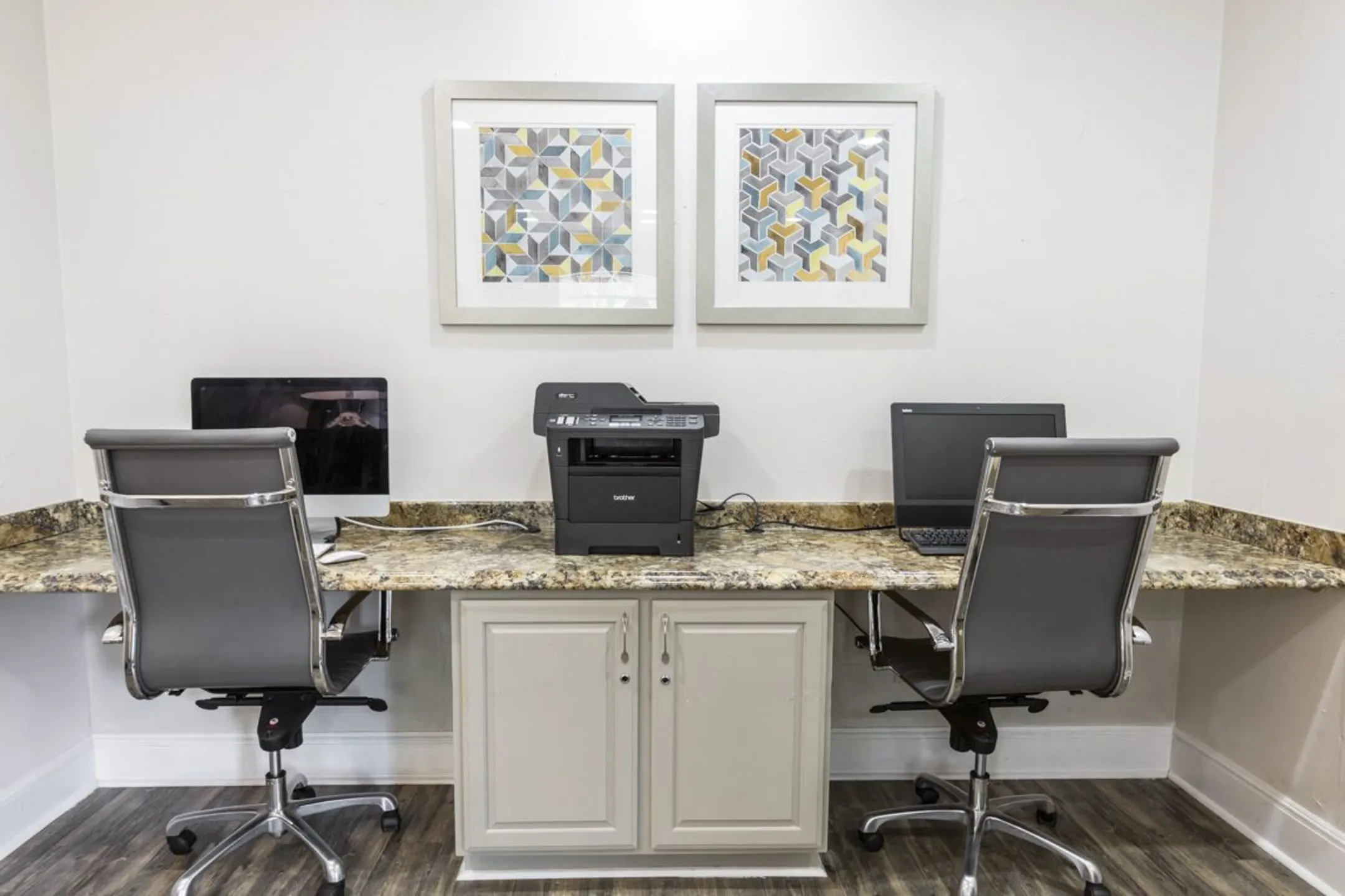 Arbors at Cahaba River Apartments Birmingham, AL 35243