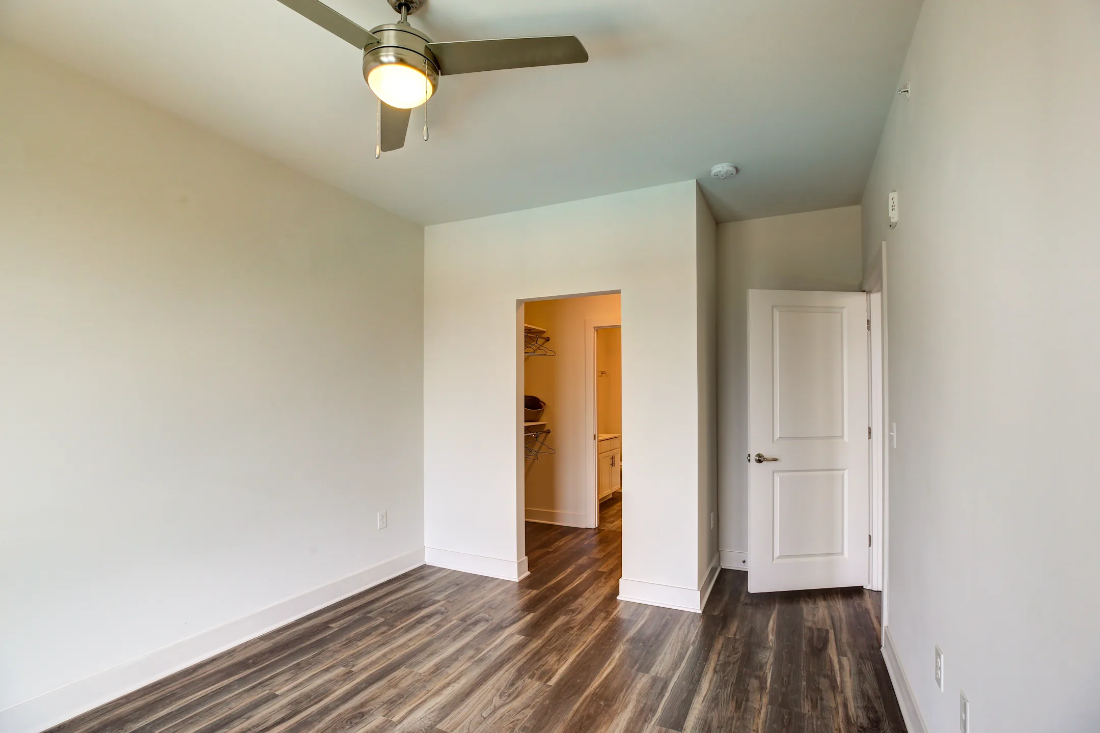 Living Room - One41 Wellington - Cincinnati, OH