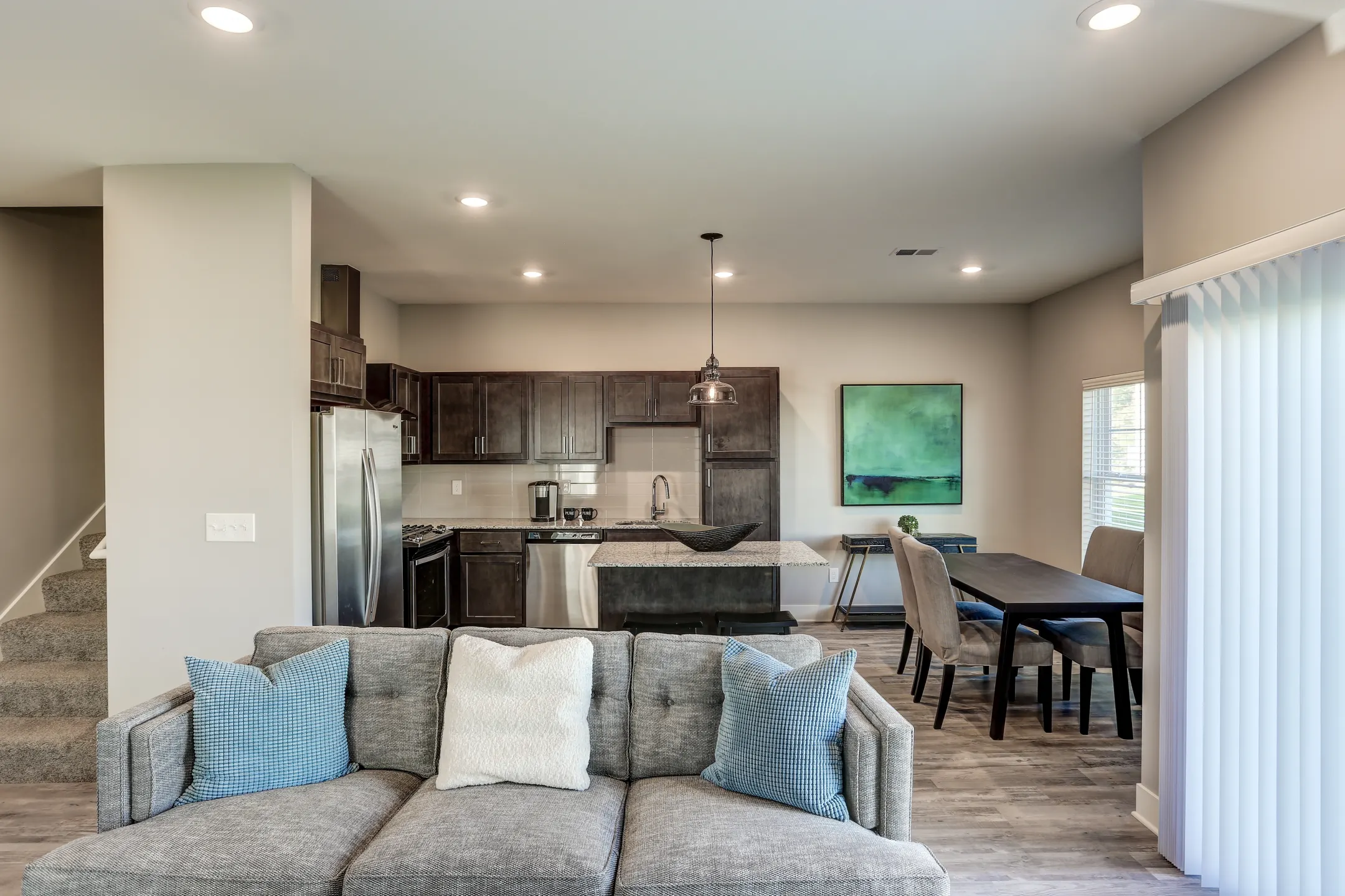 Michigan Meadows Townhomes - Grand Rapids, MI 49503