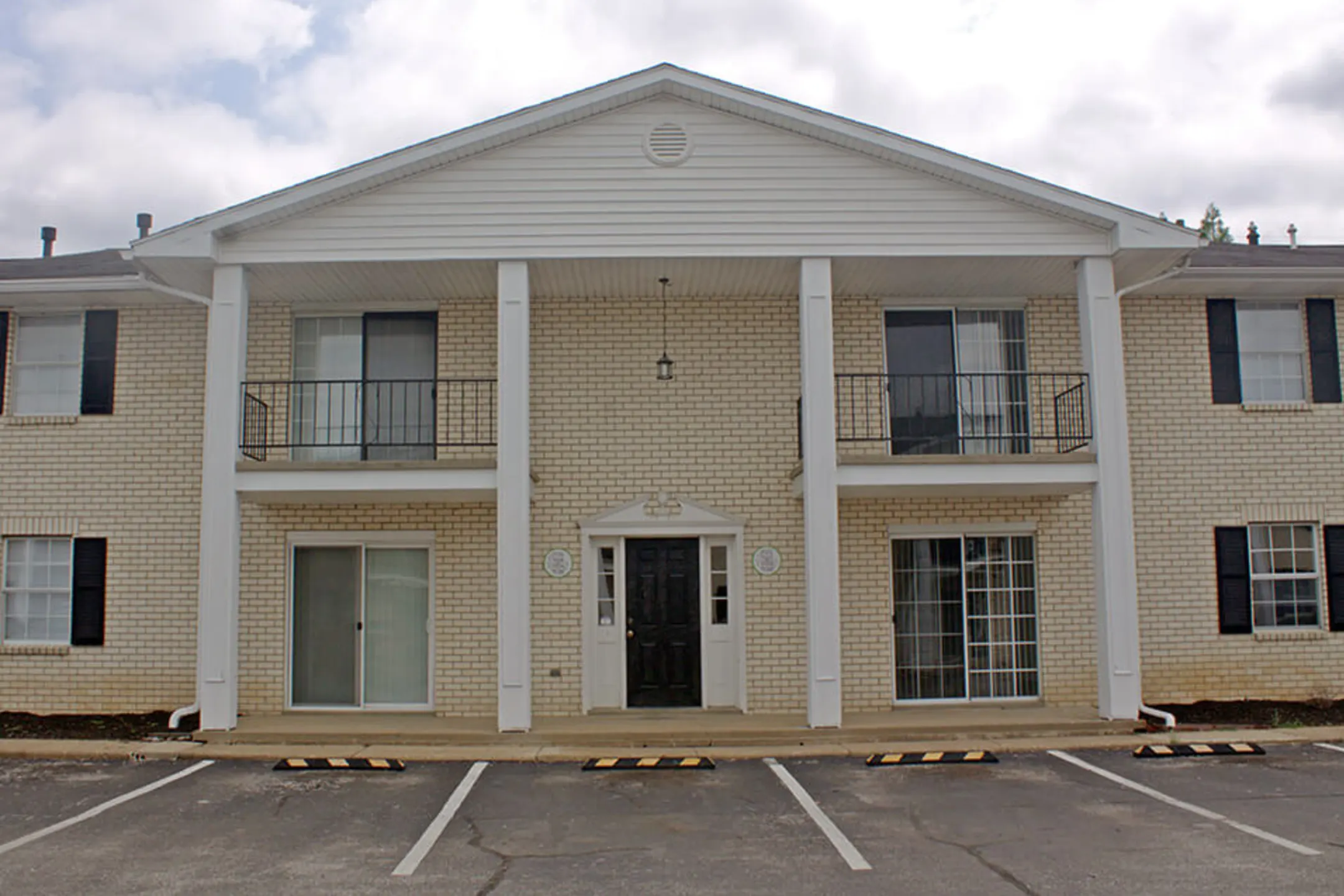 Building - Addison Place Apartments of Evansville - Evansville, IN