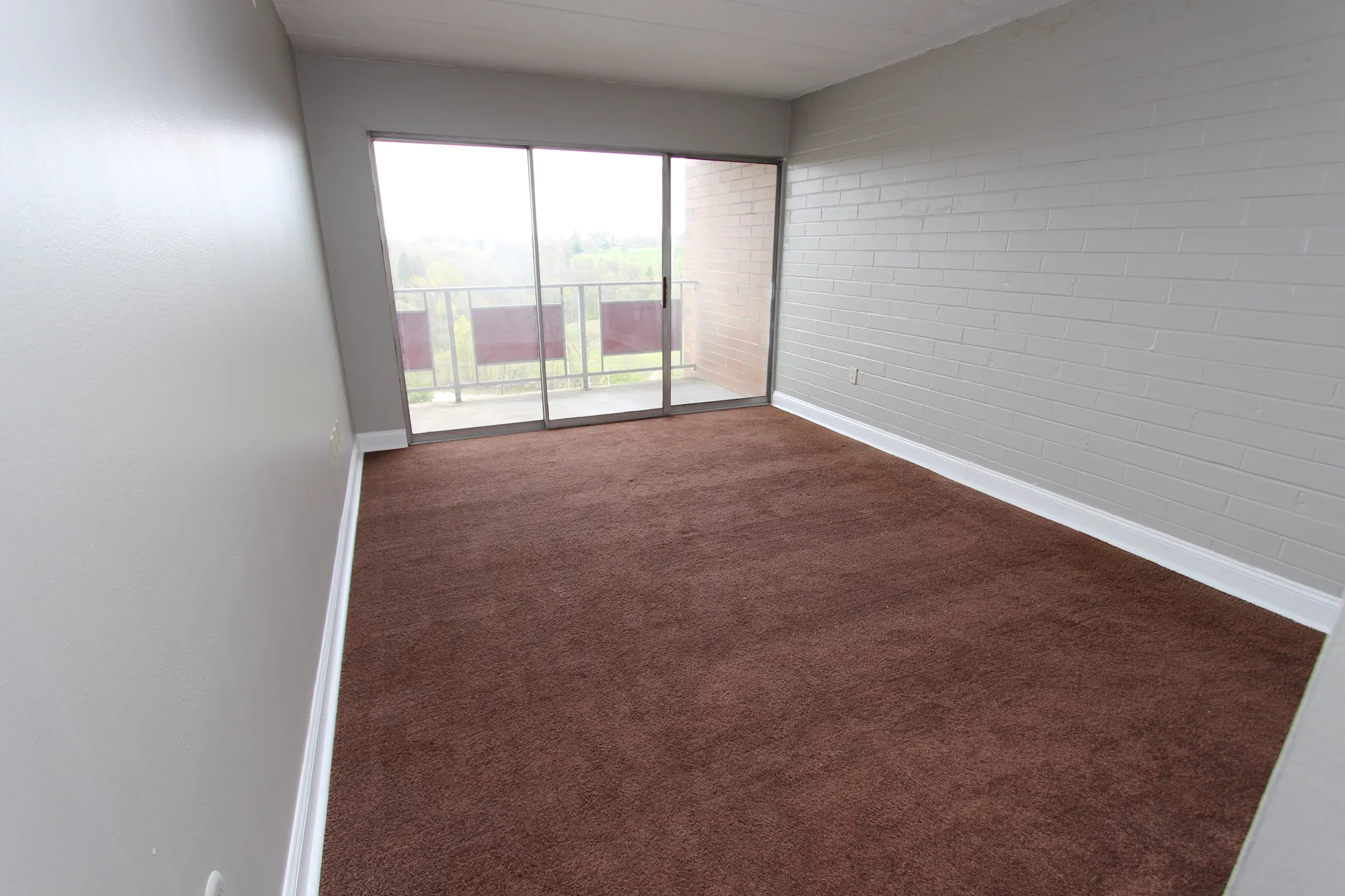 South Hills Apartments Apartments Pittsburgh, PA 15234