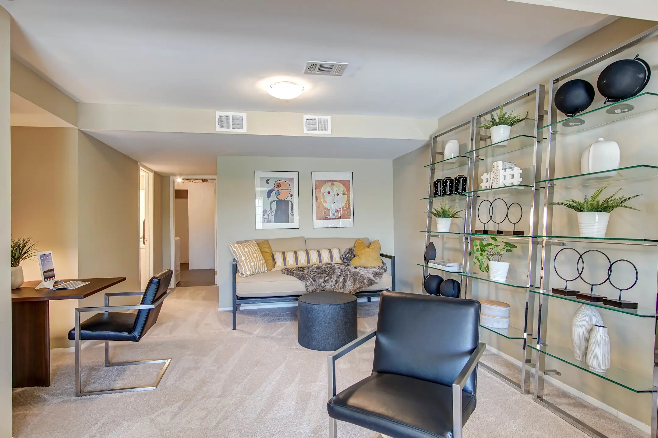 Aldingbrooke Apartments and Townhomes 6350 Aldingbrooke Circle Rd N