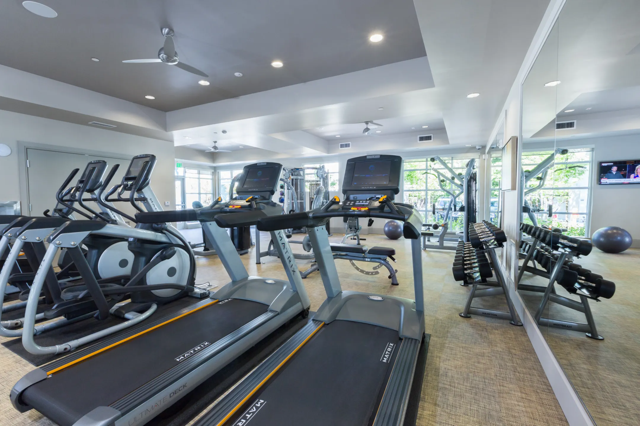 Vivere Apartments Los Gatos, CA 95032