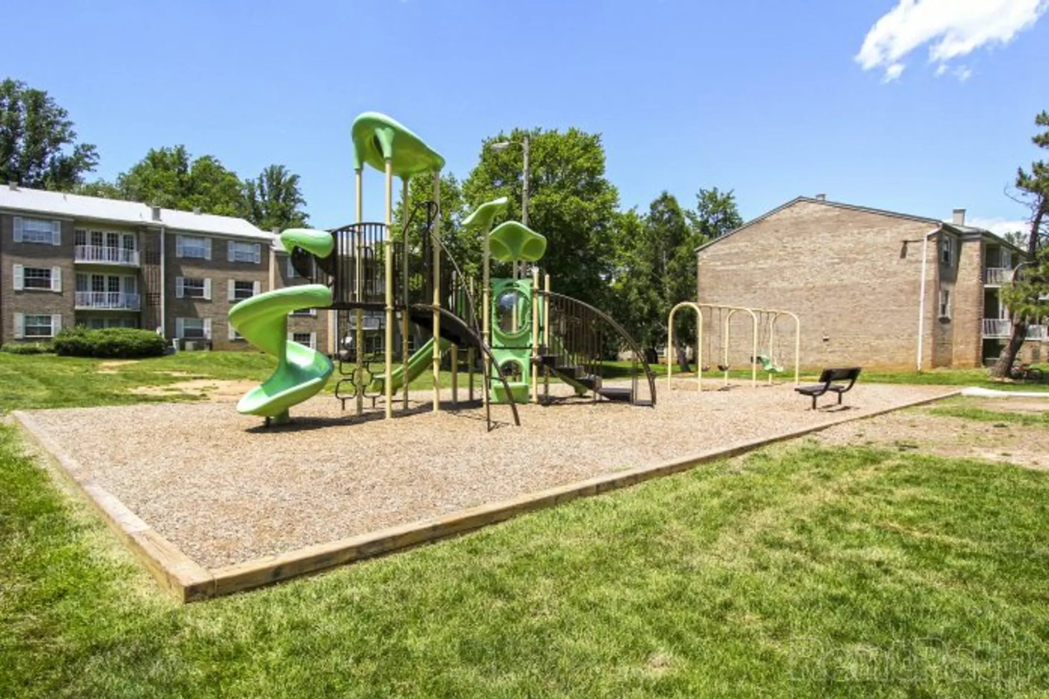 Playground - Dolley Madison Apartments at Tysons - McLean, VA