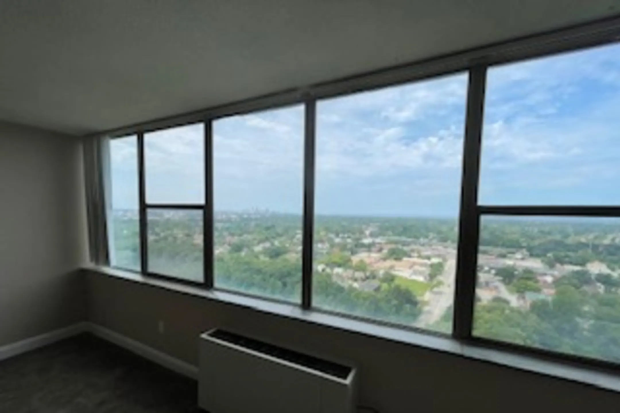 Patio / Deck - Lake Park Tower Apartments - Cleveland, OH