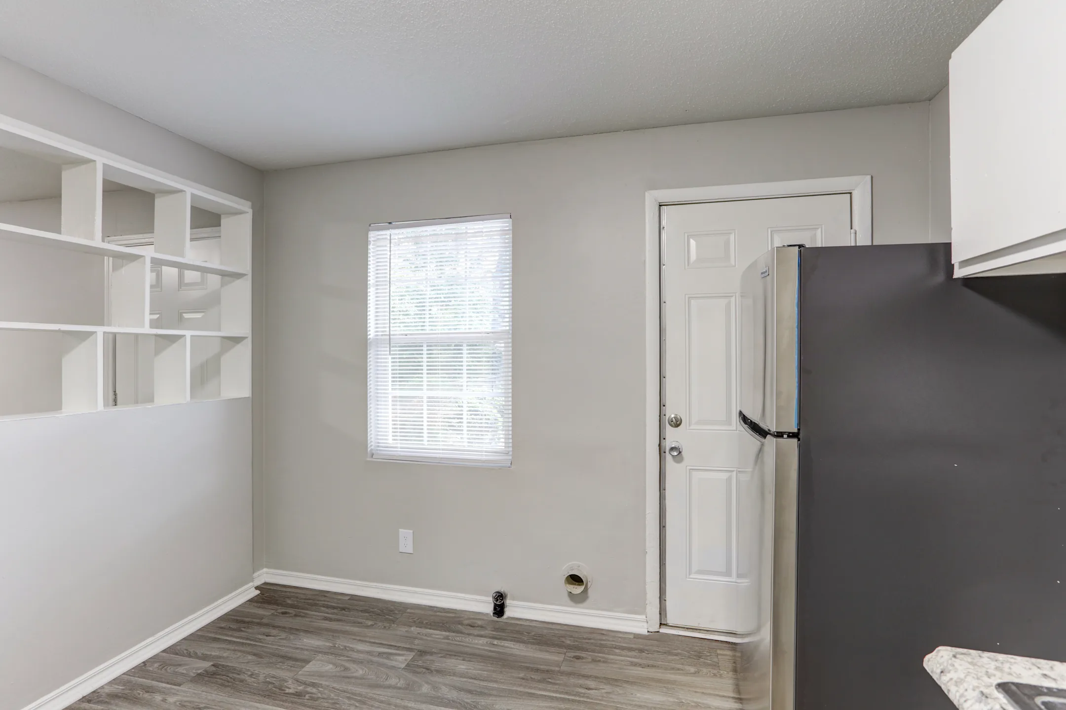 Valley Creek Apartments 363 Upper Riverdale Rd SW Riverdale, GA