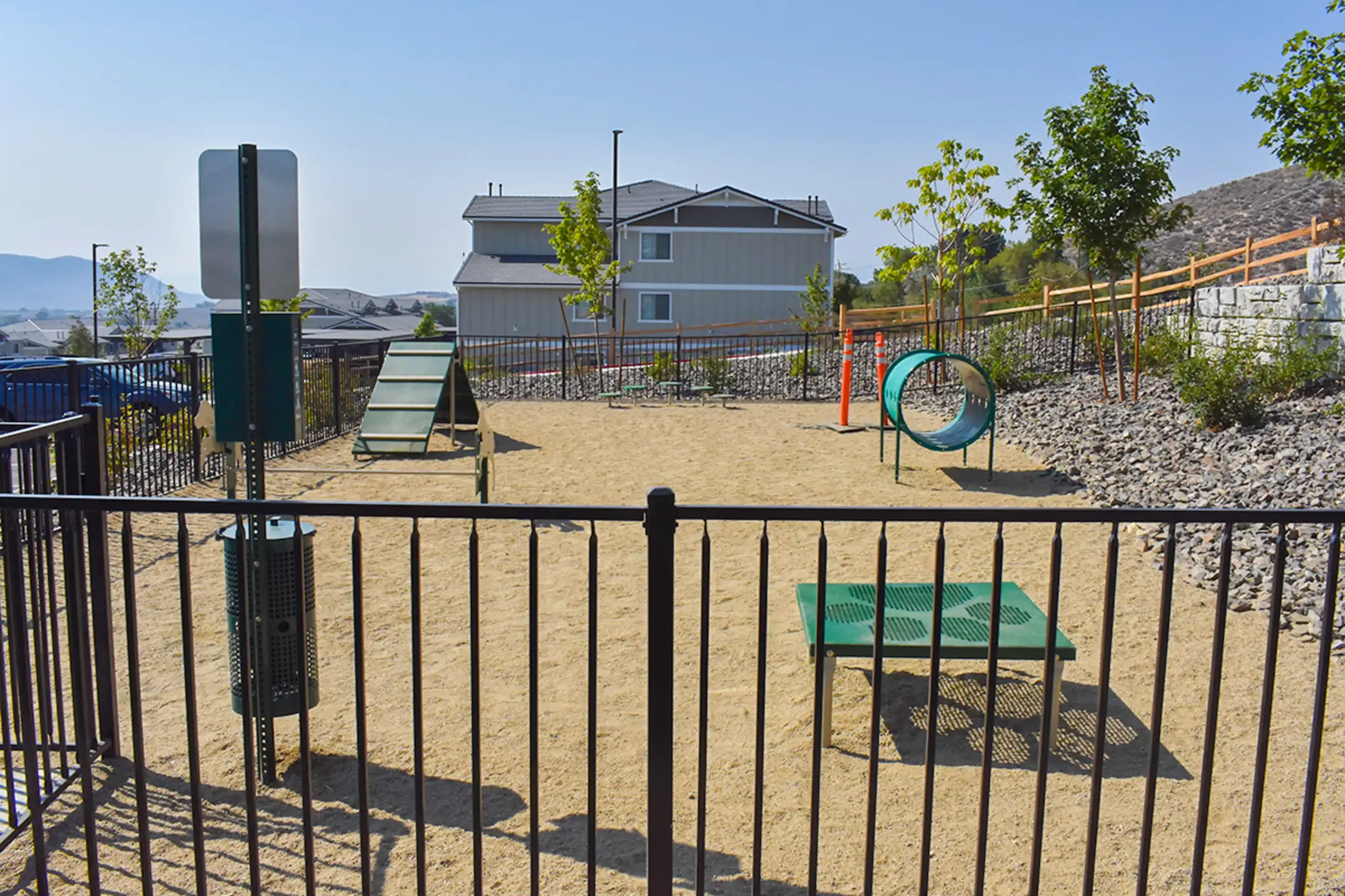 Carson Hills Apartments 328 W Clearview Dr Carson City, NV