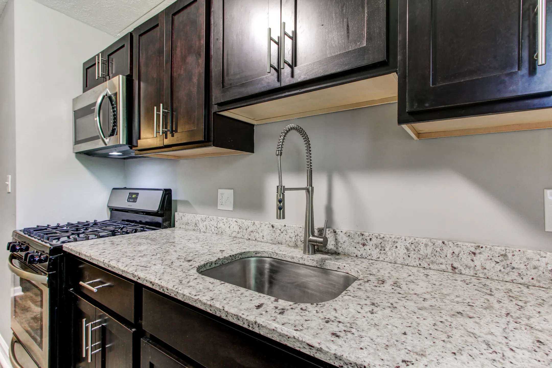 The Arbors of Chardon 114 Downing Dr Chardon, OH Apartments for